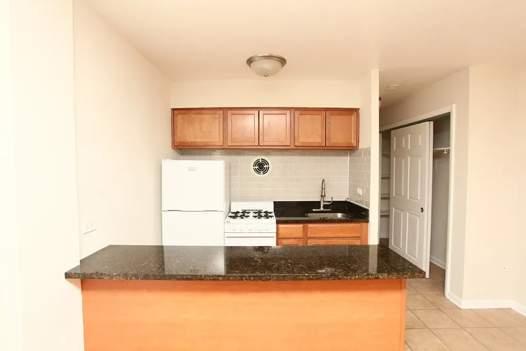 5847 N Winthrop Ave, ,  60660, USA 60660-unit#101-Chicago-IL