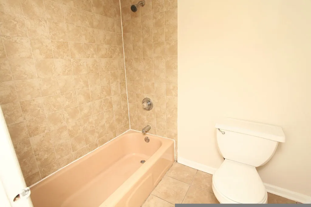 5847 N Winthrop Ave, ,  60660, USA 60660-unit#101-Chicago-IL