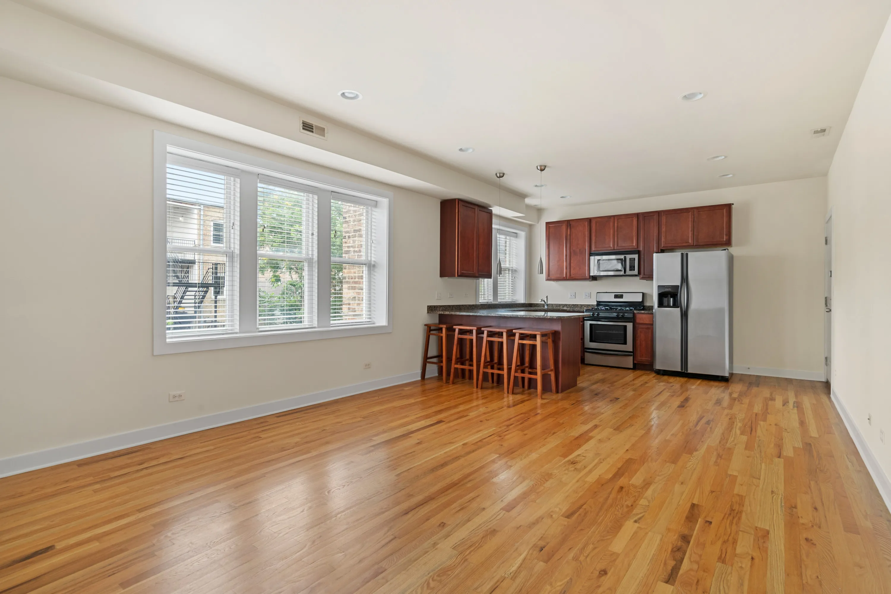 1432 N Maplewood Ave, , 60622, USA 60622-unit#304-Chicago-IL