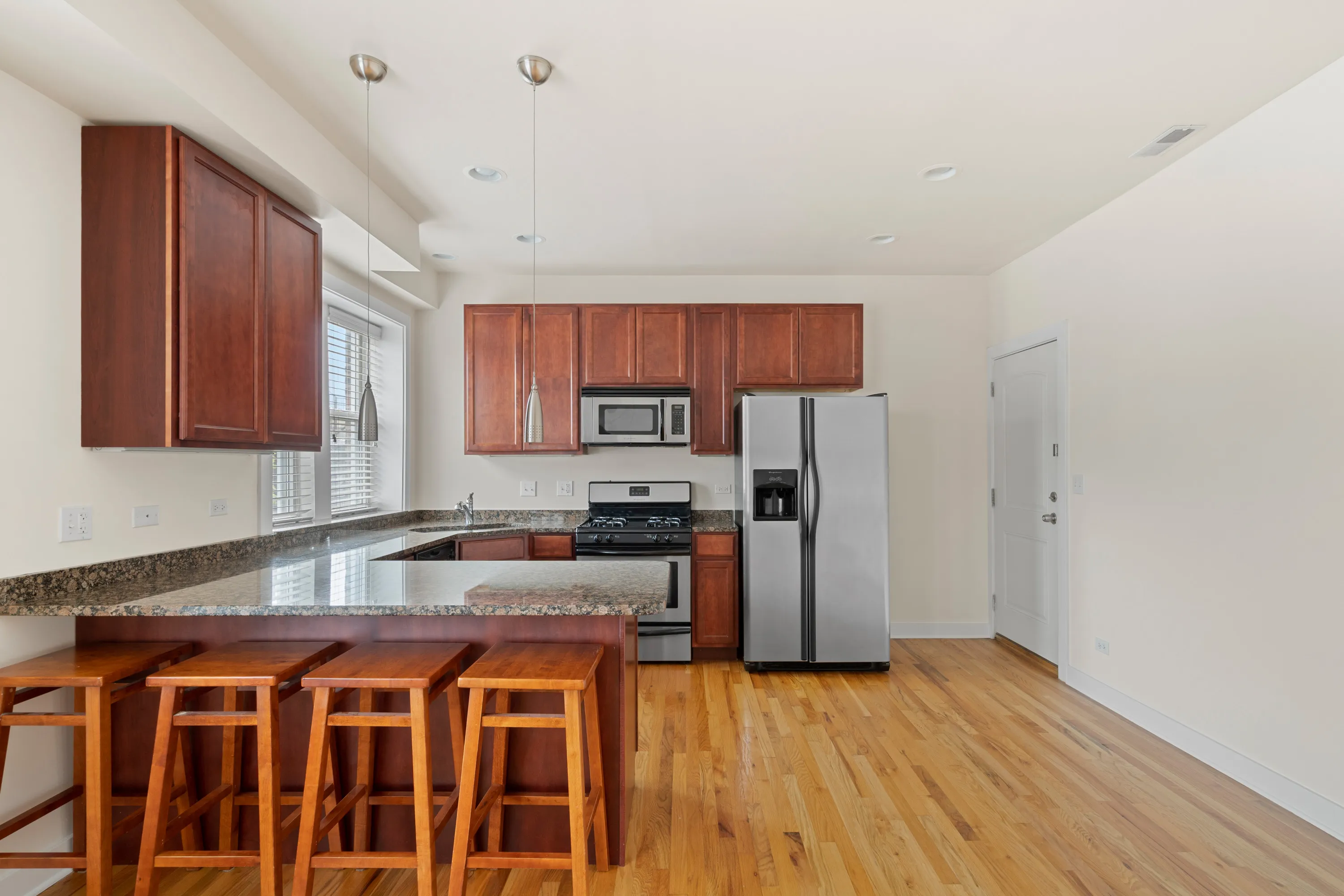 1432 N Maplewood Ave, , 60622, USA 60622-unit#304-Chicago-IL