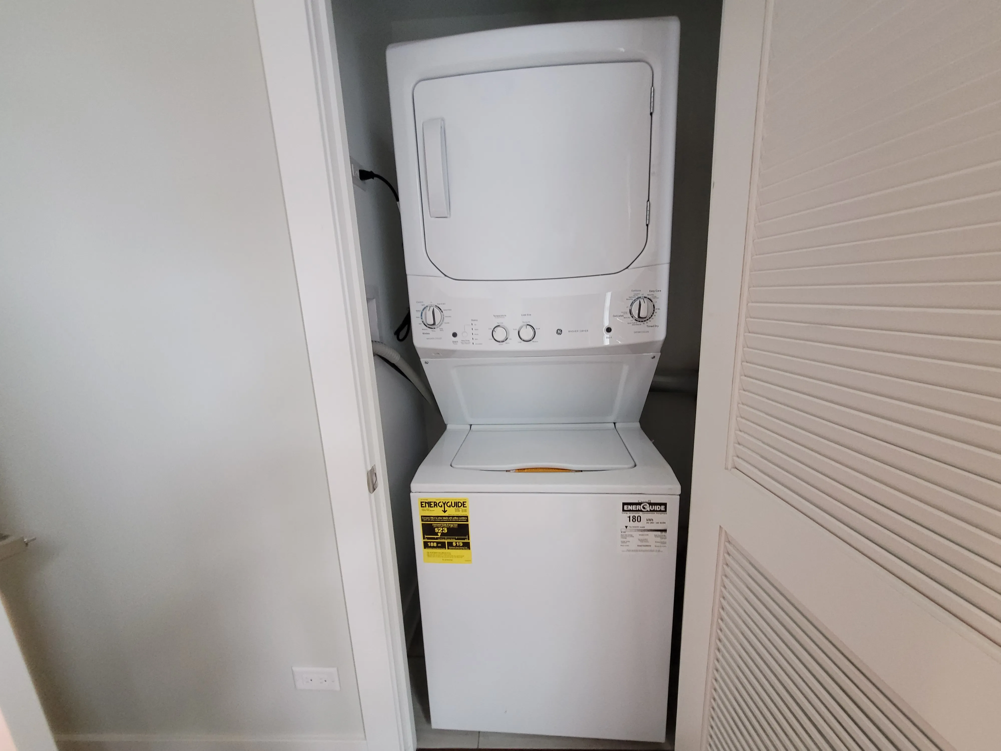 2144 W Shakespeare Ave, ,  60647, USA 60647-unit#1F-Chicago-IL