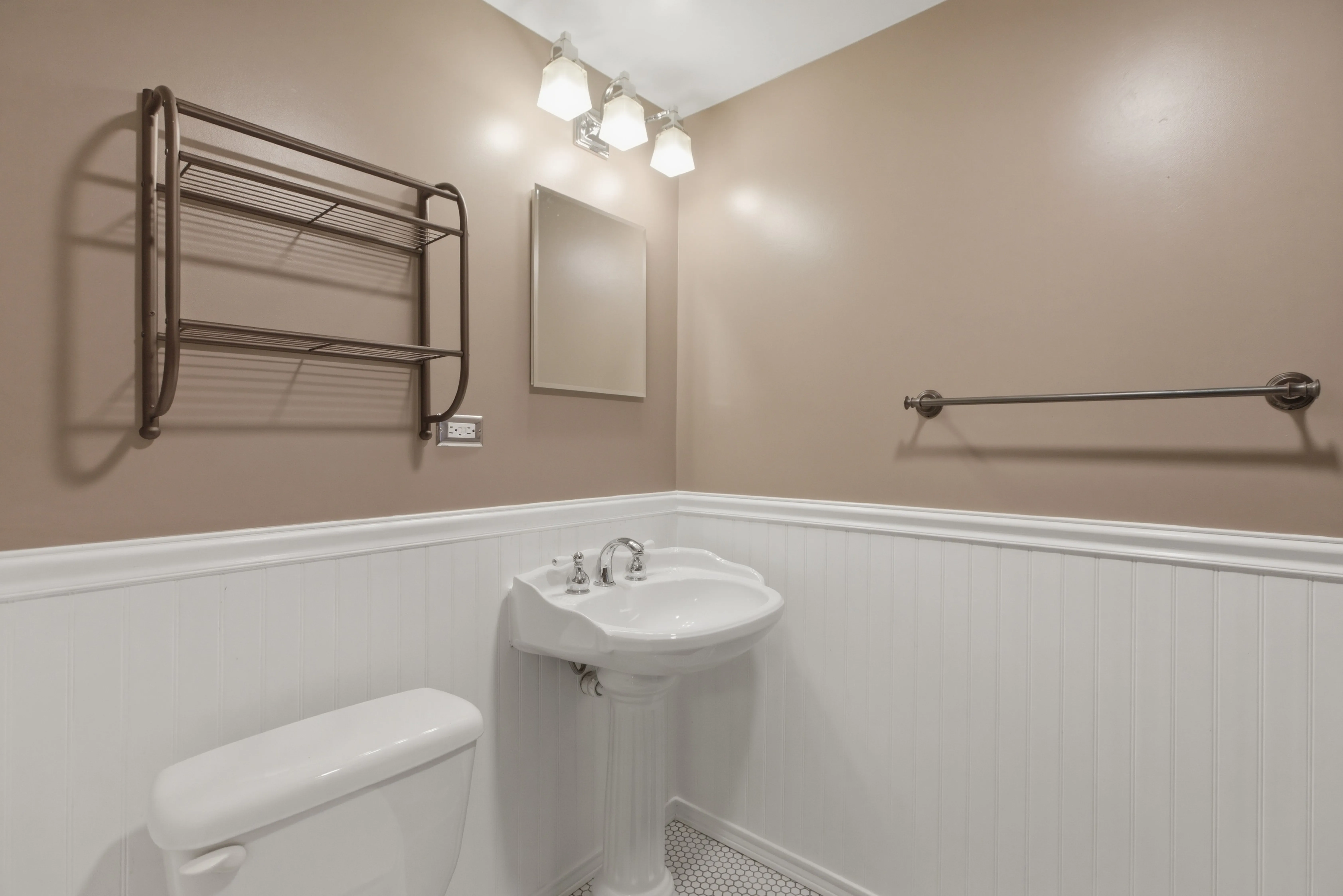 6645 N Greenview Ave, ,  60626, USA 60626-unit#Garden-Chicago-IL