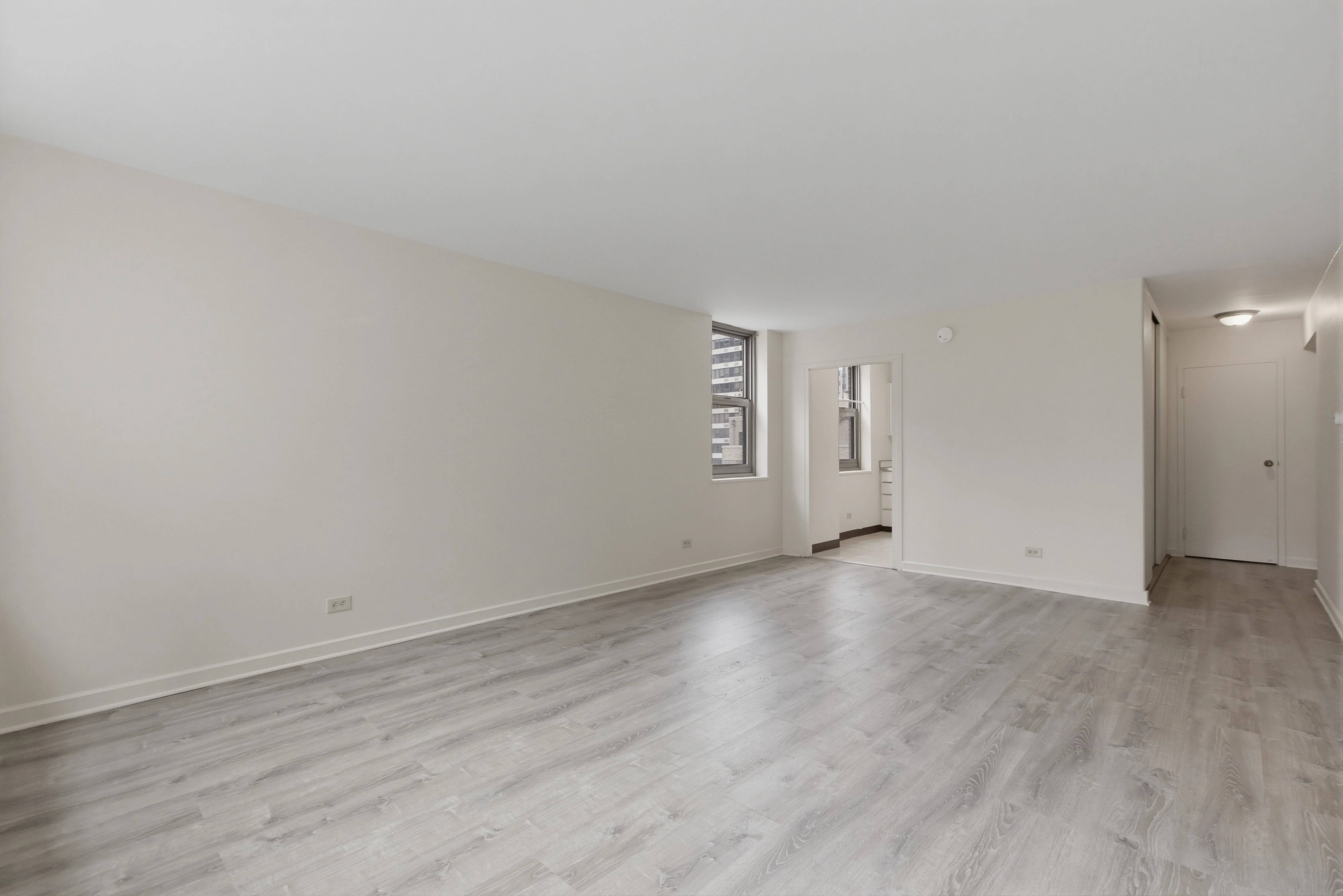 253 E Delaware Pl, ,  60611, USA 60611-unit#12H-Chicago-IL