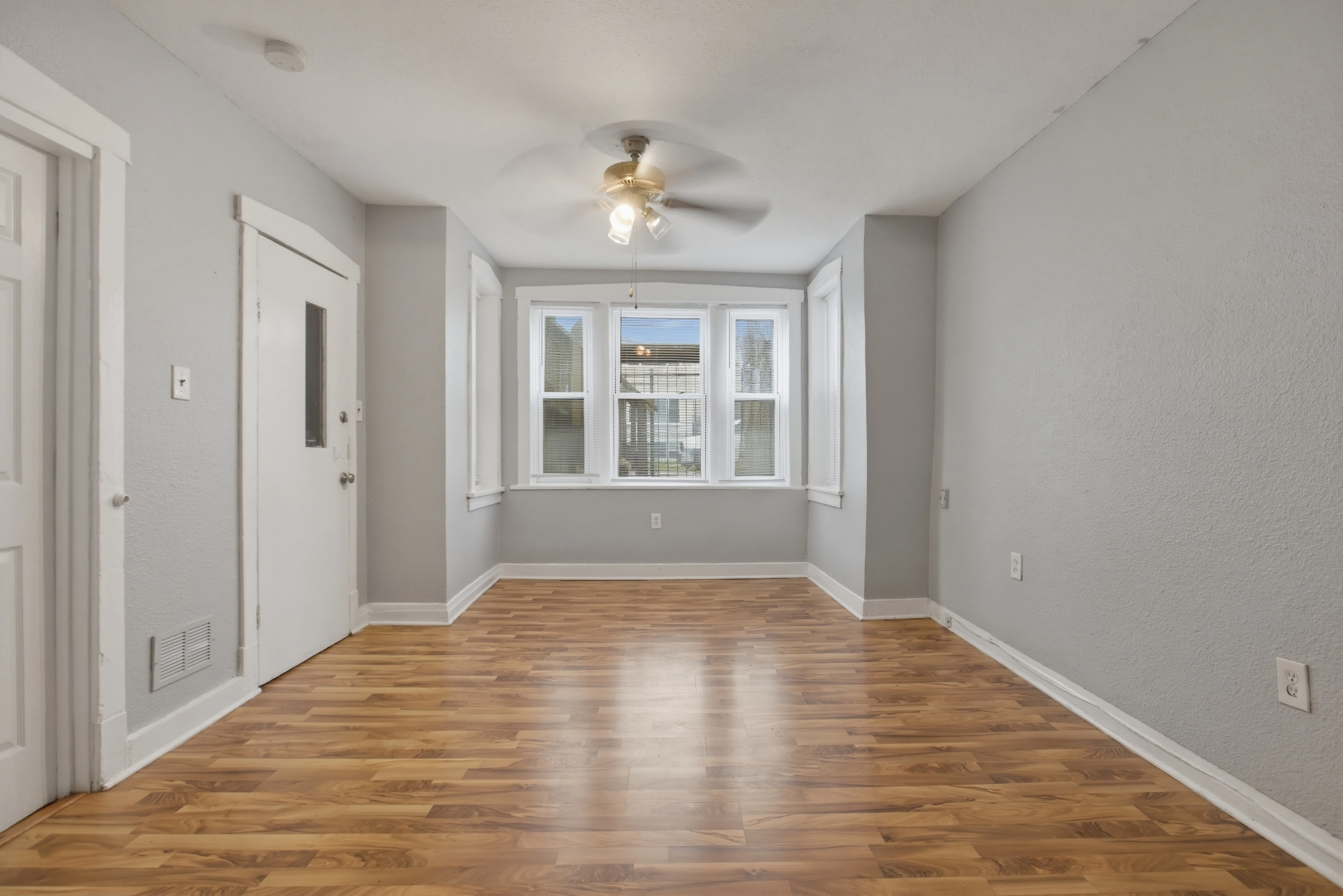 ,  60647, USA 60647-unit#G-Chicago-IL