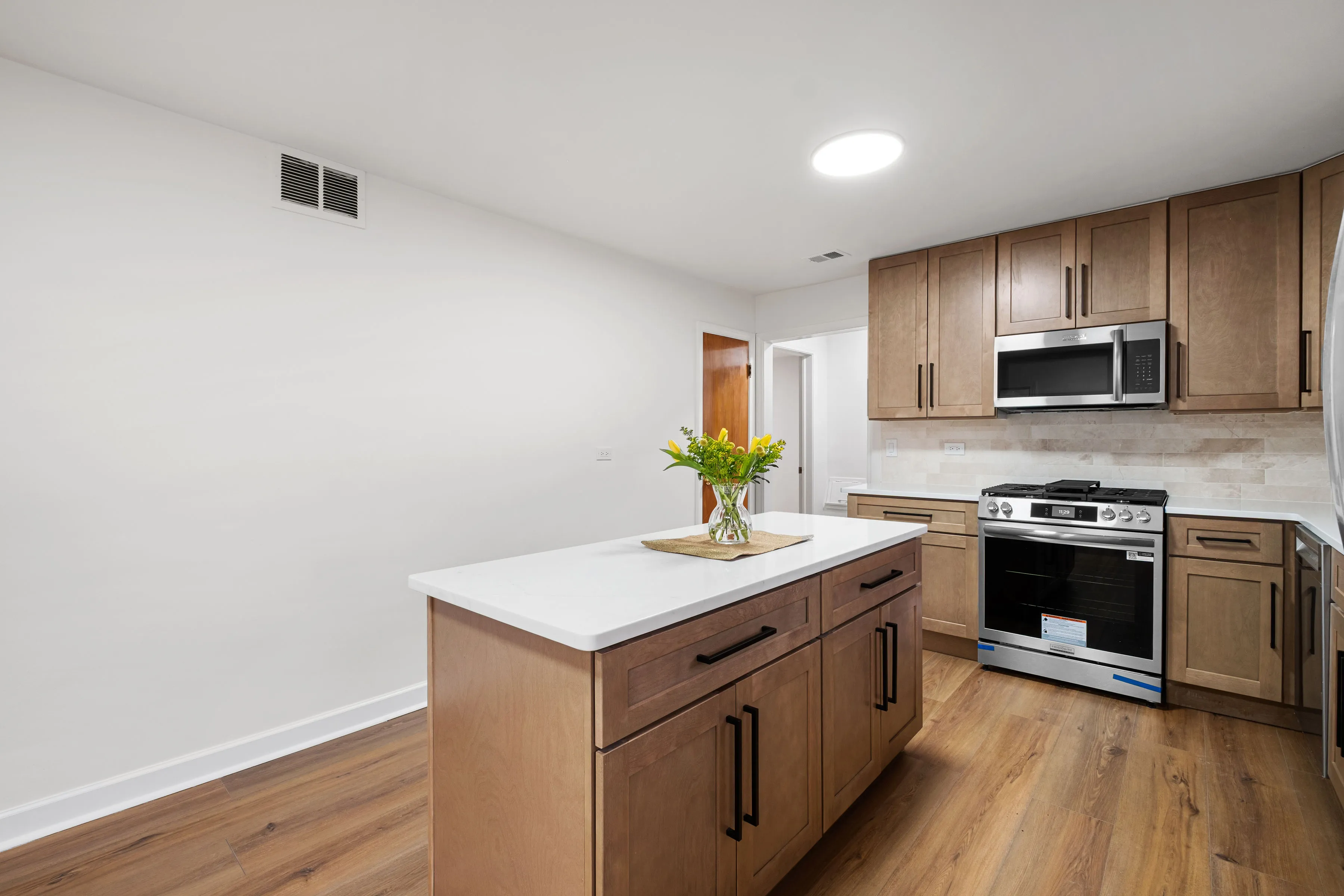 2531 W Lunt Ave, ,  60645, USA 60645-unit#2-Chicago-IL