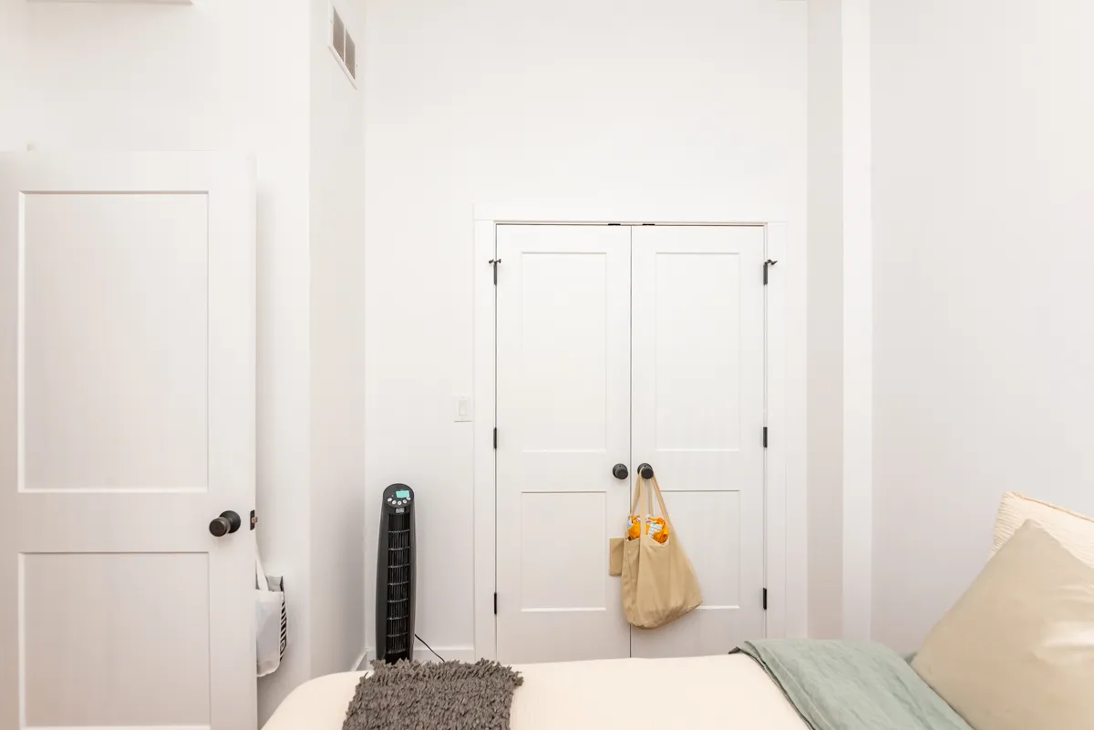 3517 N Reta Ave, ,  60657, USA 60657-unit#2F-Chicago-IL