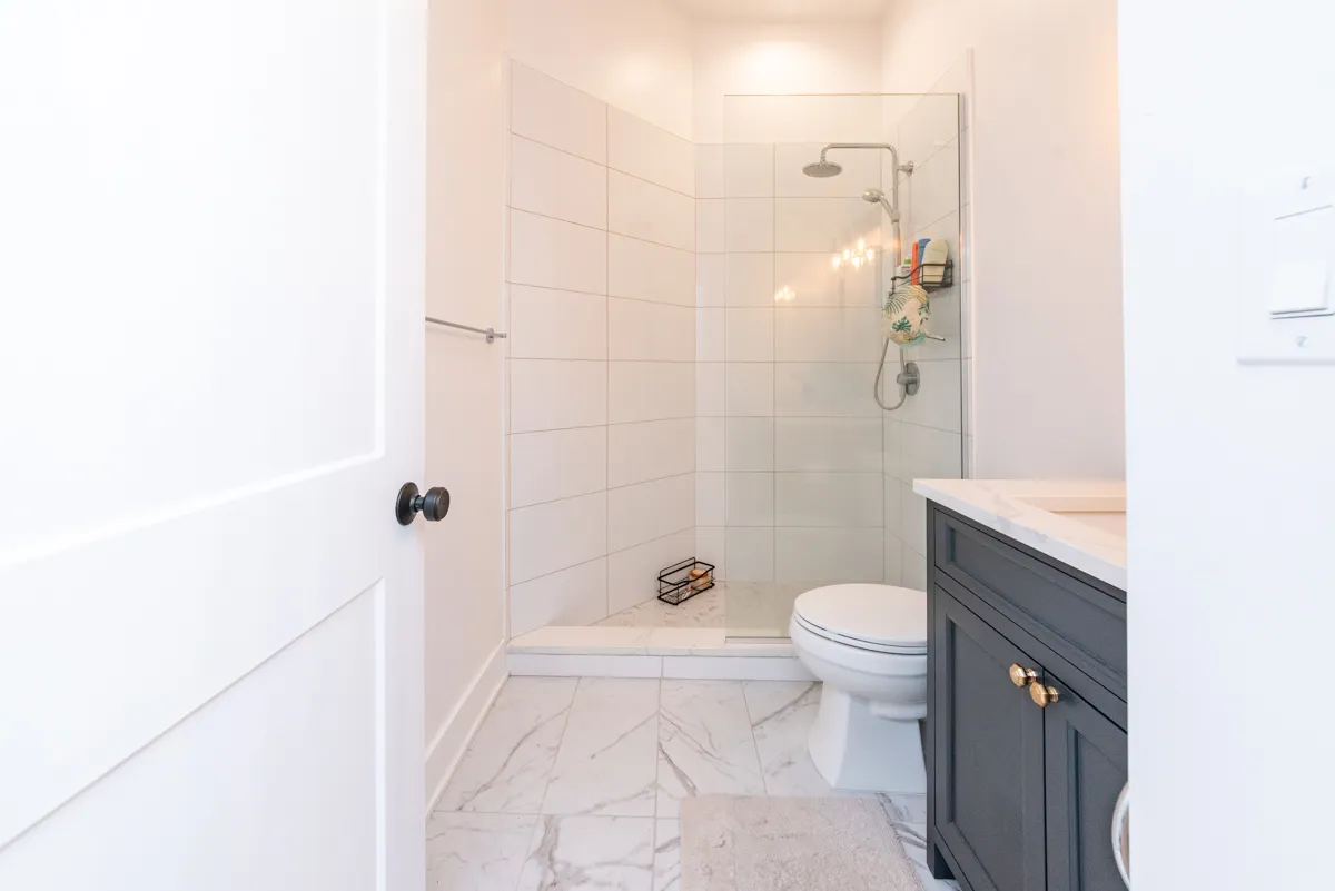 3517 N Reta Ave, ,  60657, USA 60657-unit#2F-Chicago-IL