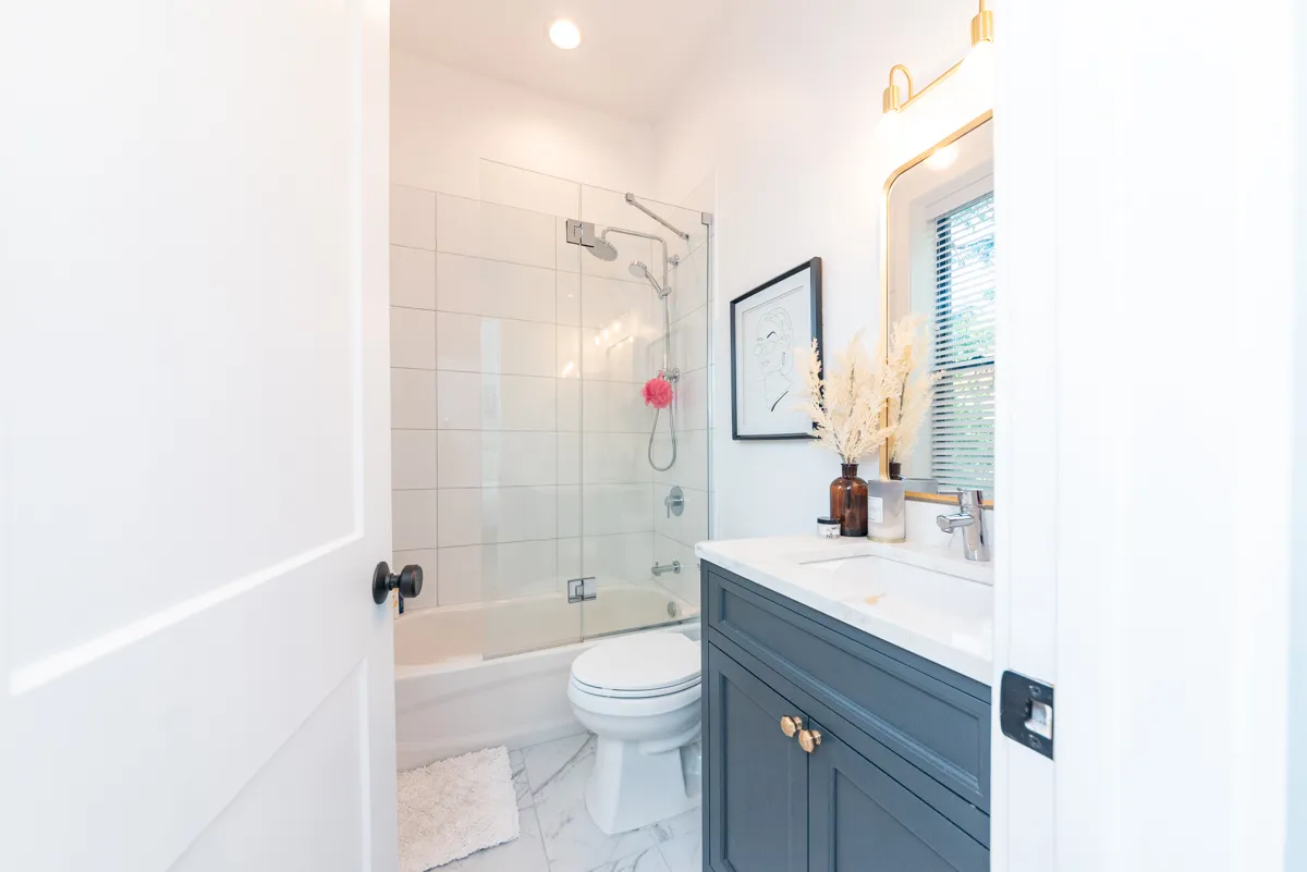 3517 N Reta Ave, ,  60657, USA 60657-unit#2F-Chicago-IL