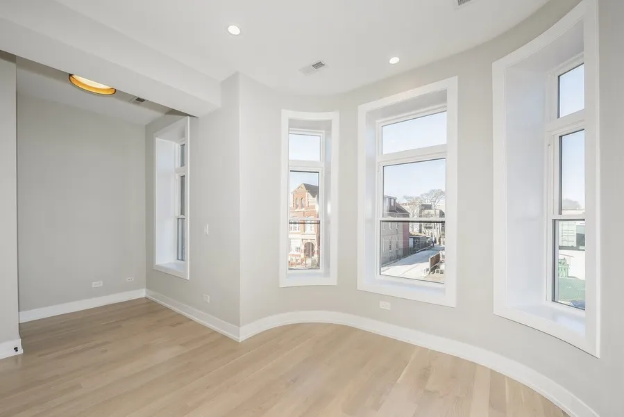 1541 N Washtenaw Ave, ,  60622, USA 60622-unit#1-Chicago-IL