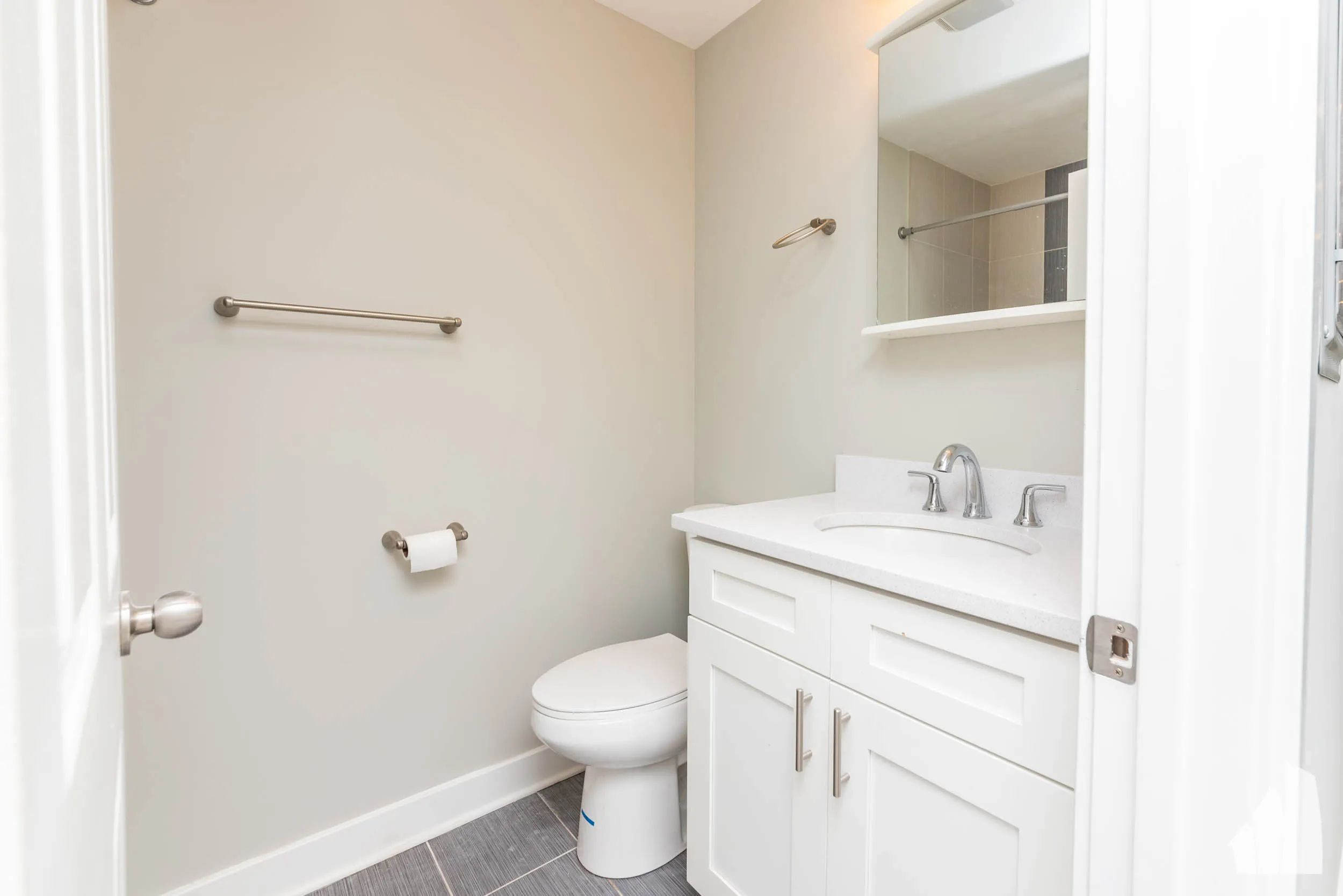 2437 N Ashland Ave, ,  60614, USA 60614-unit#GDN-Chicago-IL