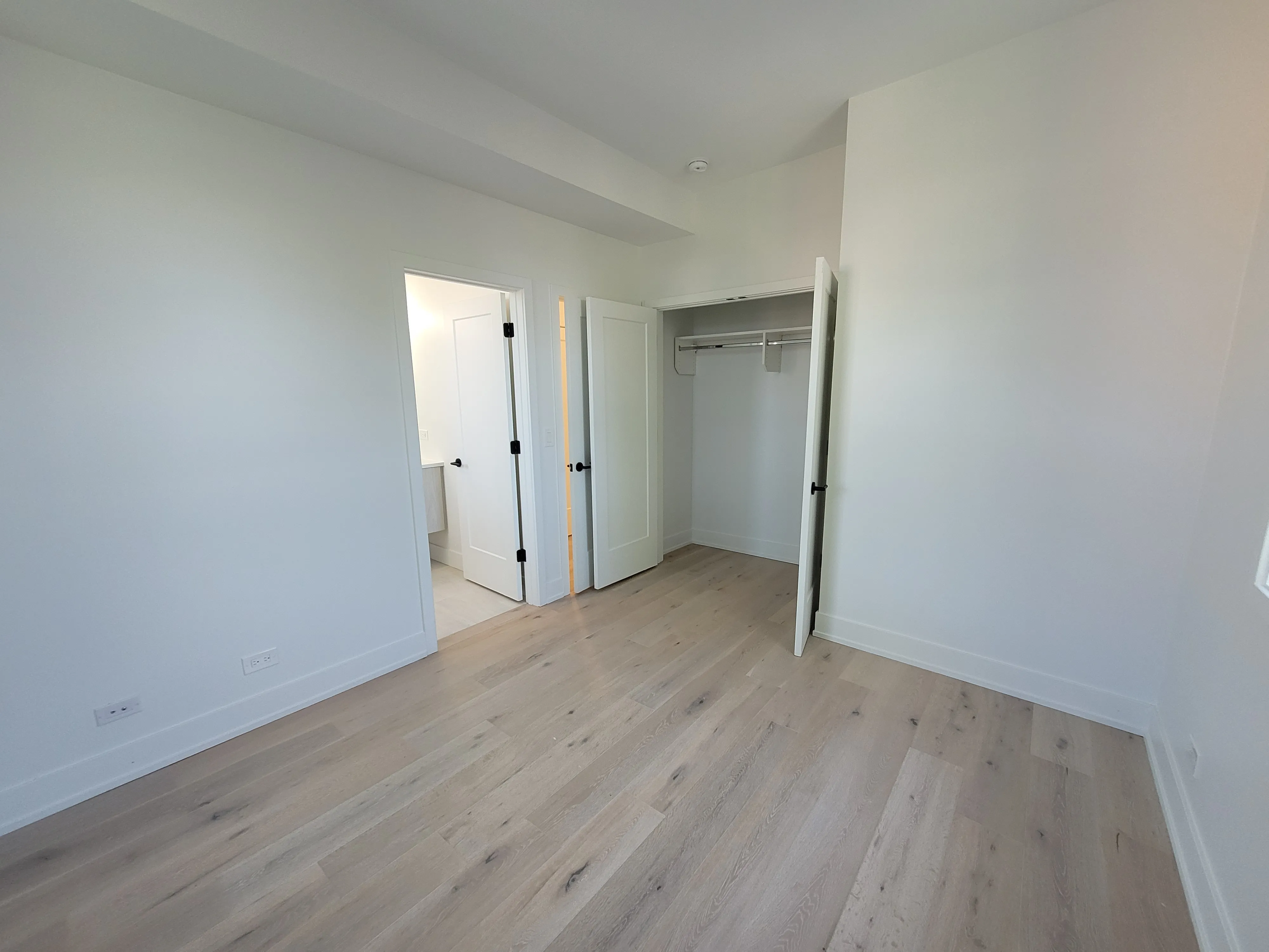 1334 W Bryn Mawr Ave, ,  60660, USA 60660-unit#3R-Chicago-IL