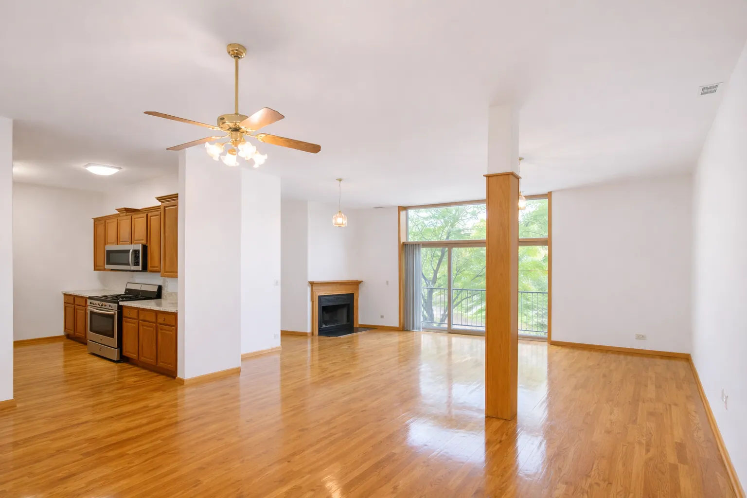 2375 W Montana St, ,  60647, USA 60657-unit#2B-Chicago-IL