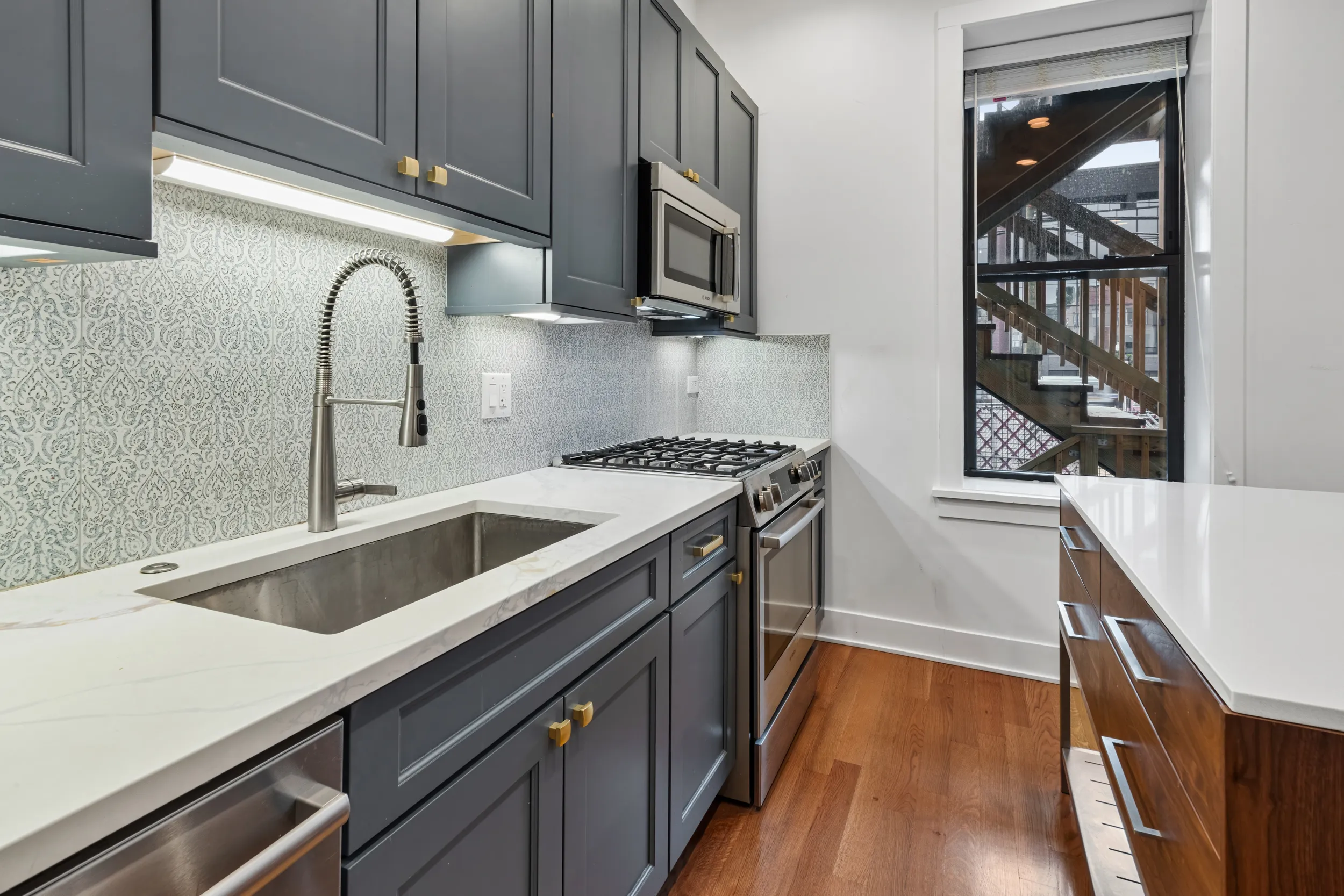 3517 N Reta Ave, ,  60657, USA 60657-unit#4R-Chicago-IL