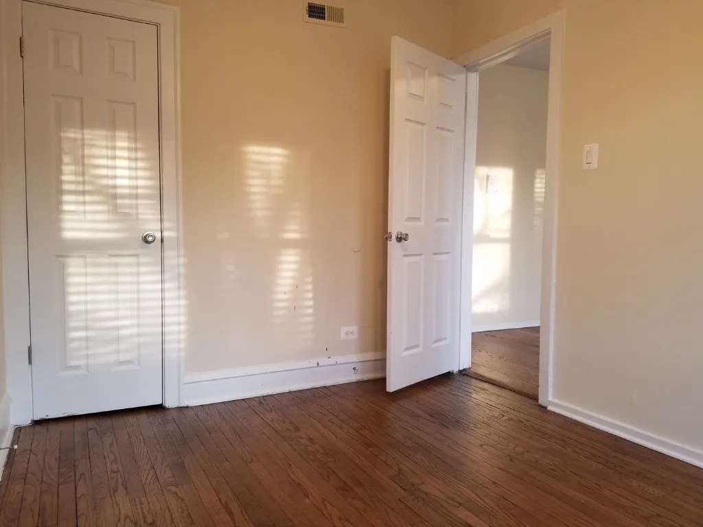 829 Dobson St, ,  60202, USA 60202-unit#3-Evanston-IL