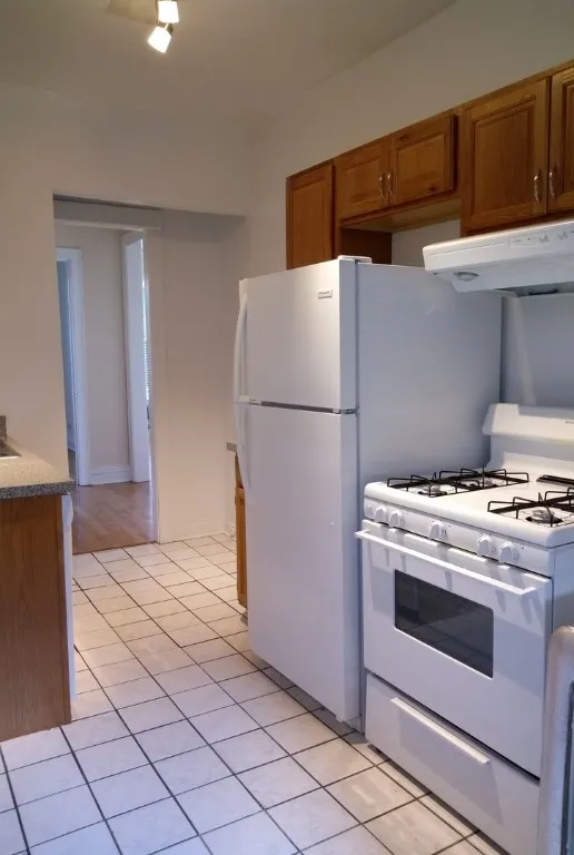 829 Dobson St, ,  60202, USA 60202-unit#3-Evanston-IL