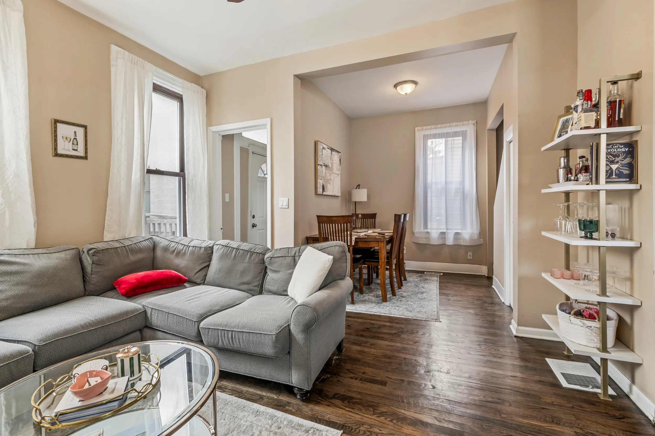 1214 W Melrose St, ,  60657, USA 60657-unit#CH-Chicago-IL