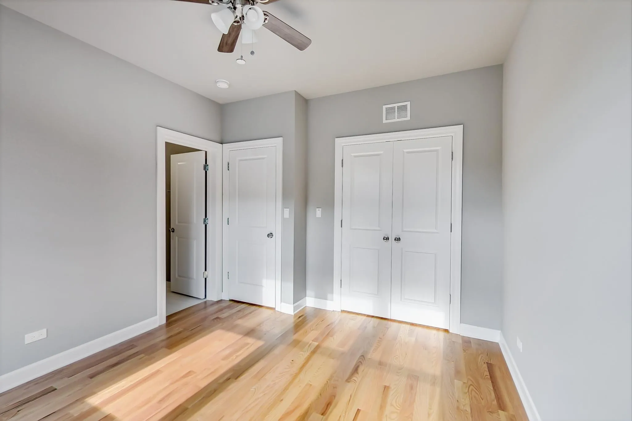 6204 S Kimbark Ave, , 60637, USA 60637-unit#2W-Chicago-IL