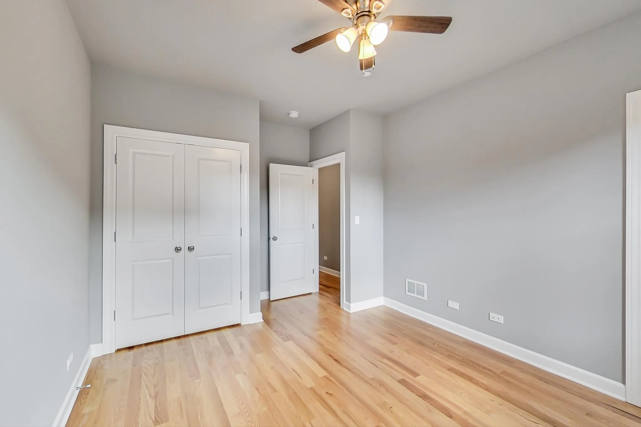 6204 S Kimbark Ave, , 60637, USA 60637-unit#2W-Chicago-IL