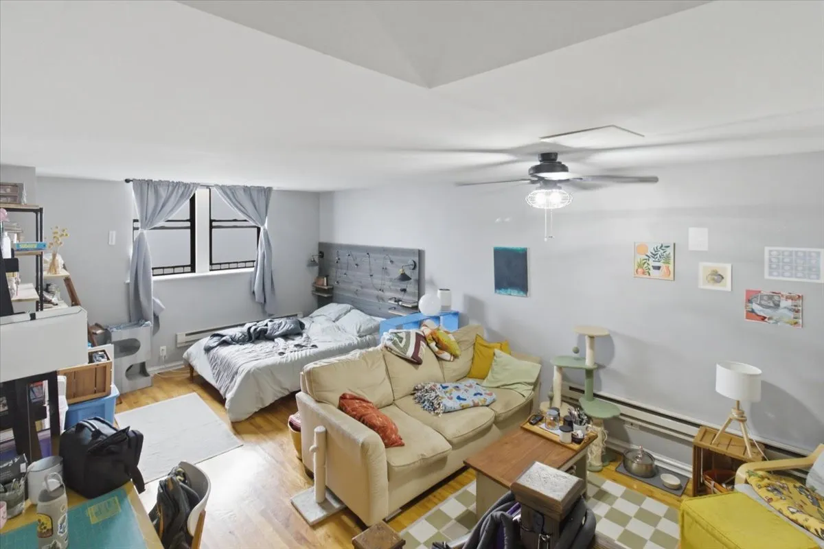 3147 W Wellington Ave, ,  60618, USA 60618-unit#G-Chicago-IL