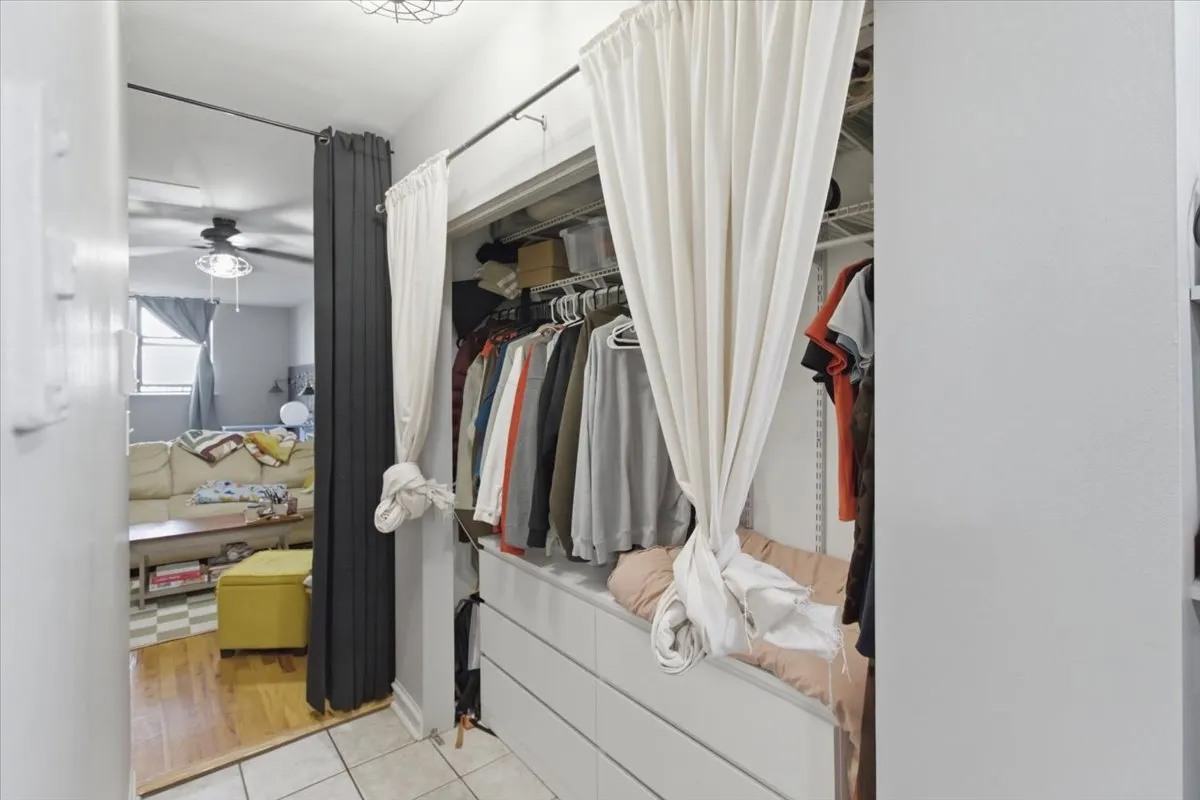 3147 W Wellington Ave, ,  60618, USA 60618-unit#G-Chicago-IL