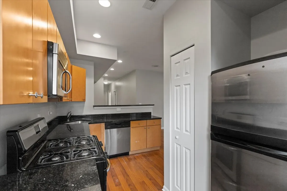 7717 N Marshfield Ave, , 60626, USA 60626-unit#1-Chicago-IL