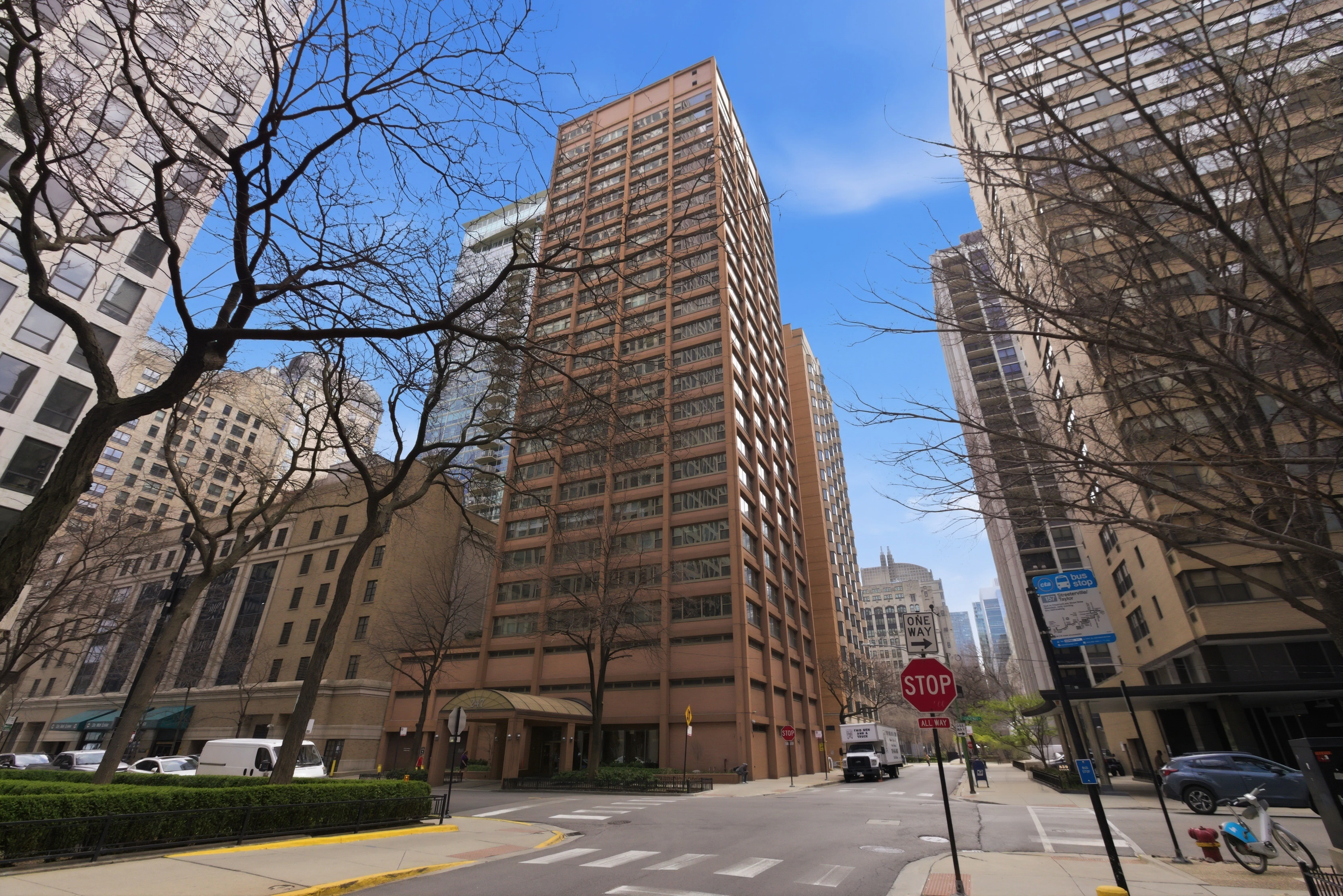 247 E Chestnut St, , 60611, USA 60611-unit#1003-Chicago-IL