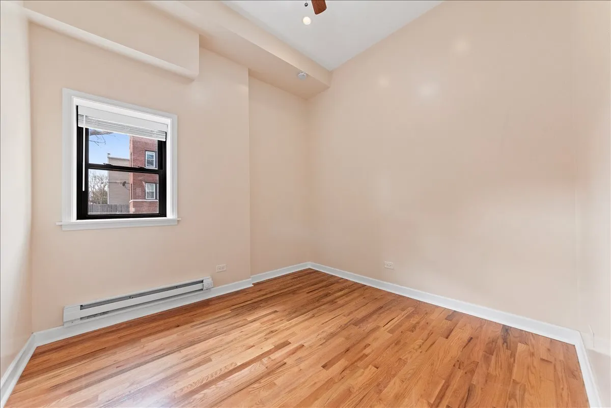 4255 N Campbell Ave #1s, ,  60618, USA 60618-unit#1S-Chicago-IL