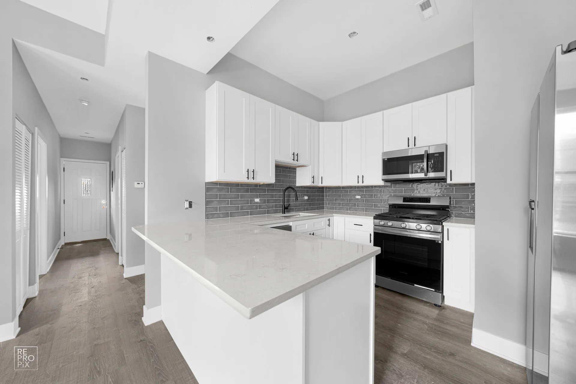 1035 N Washtenaw Ave, ,  60622, USA 60622-unit#1-Chicago-IL