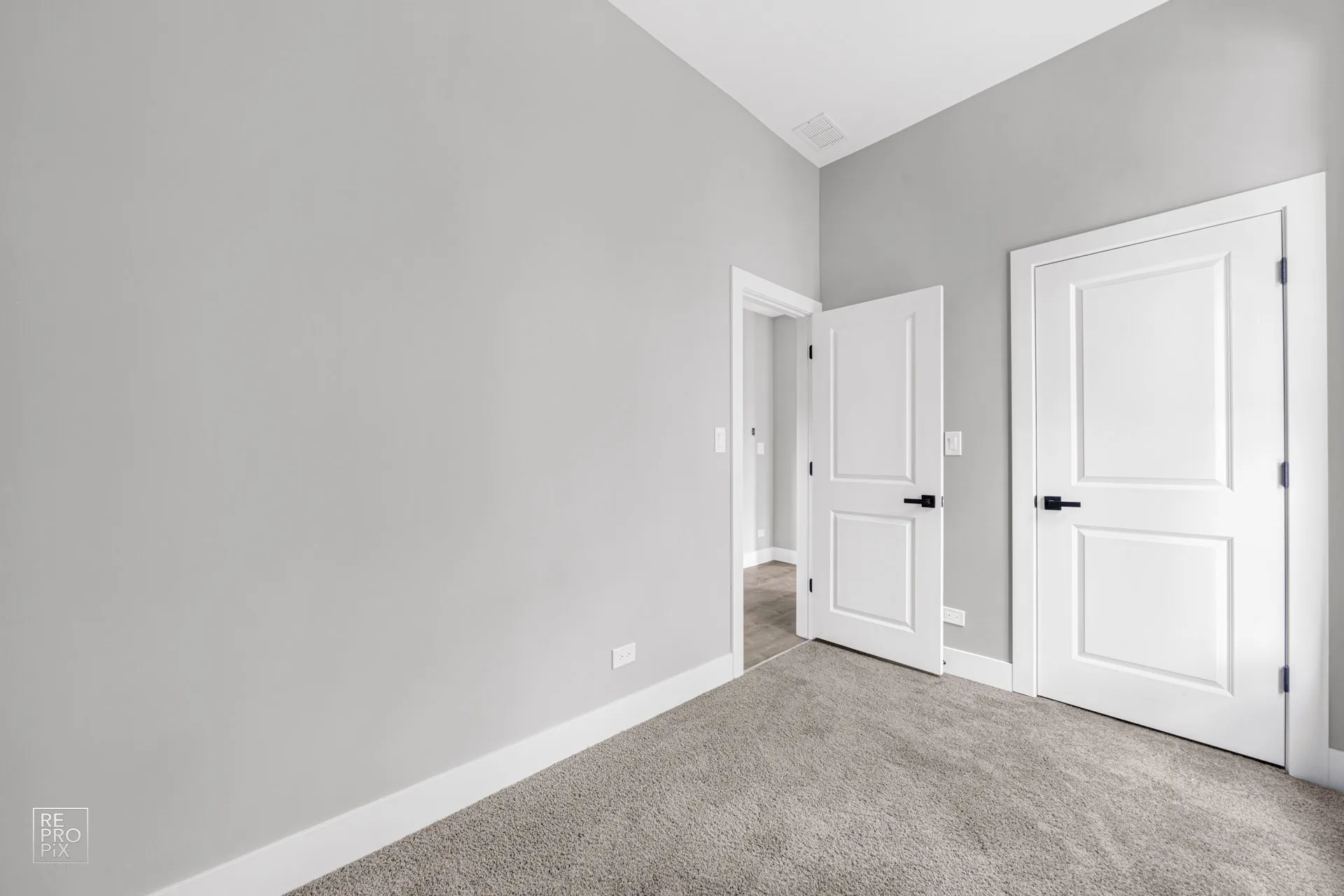 1035 N Washtenaw Ave, ,  60622, USA 60622-unit#1-Chicago-IL