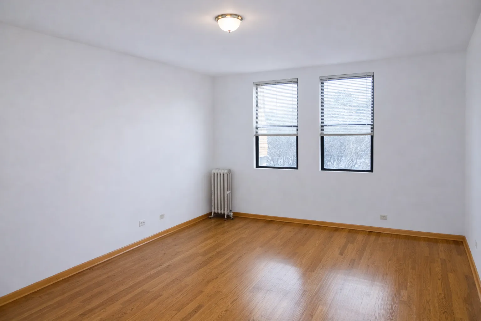 1934 E 74th St, ,  60649, USA 60649-unit#302-Chicago-IL