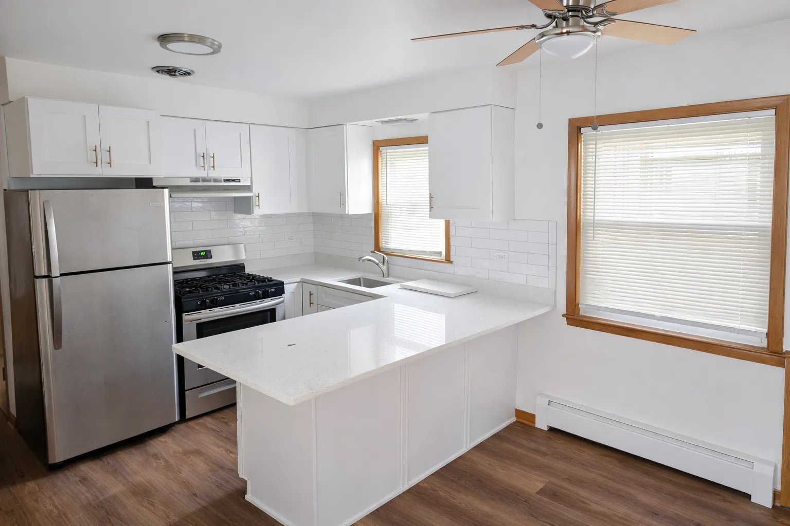 5834 W Montrose Ave, ,  60634, USA 60634-unit#1S-Chicago-IL