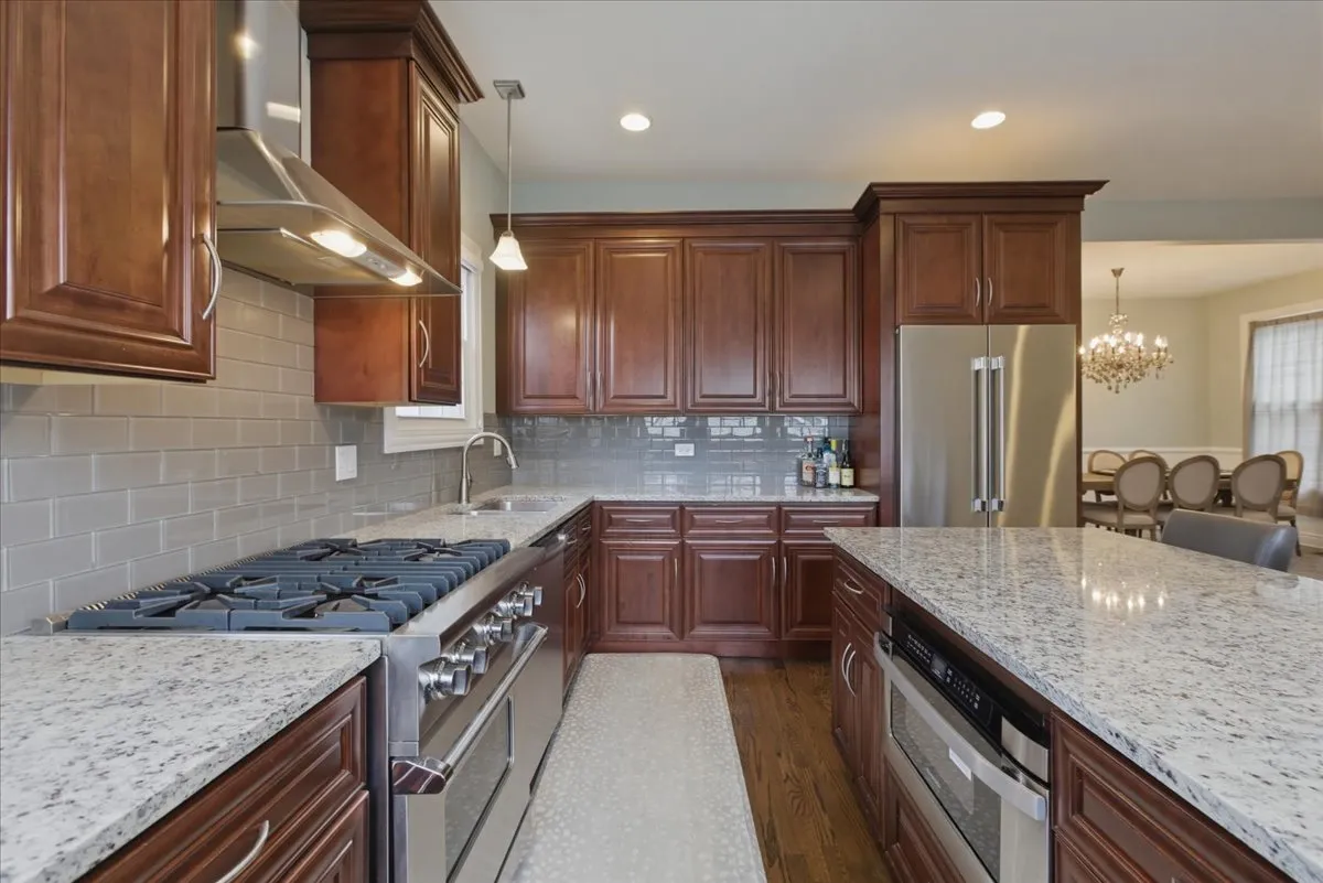 1828 W Berenice Ave, ,  60613, USA 60613-Chicago-IL