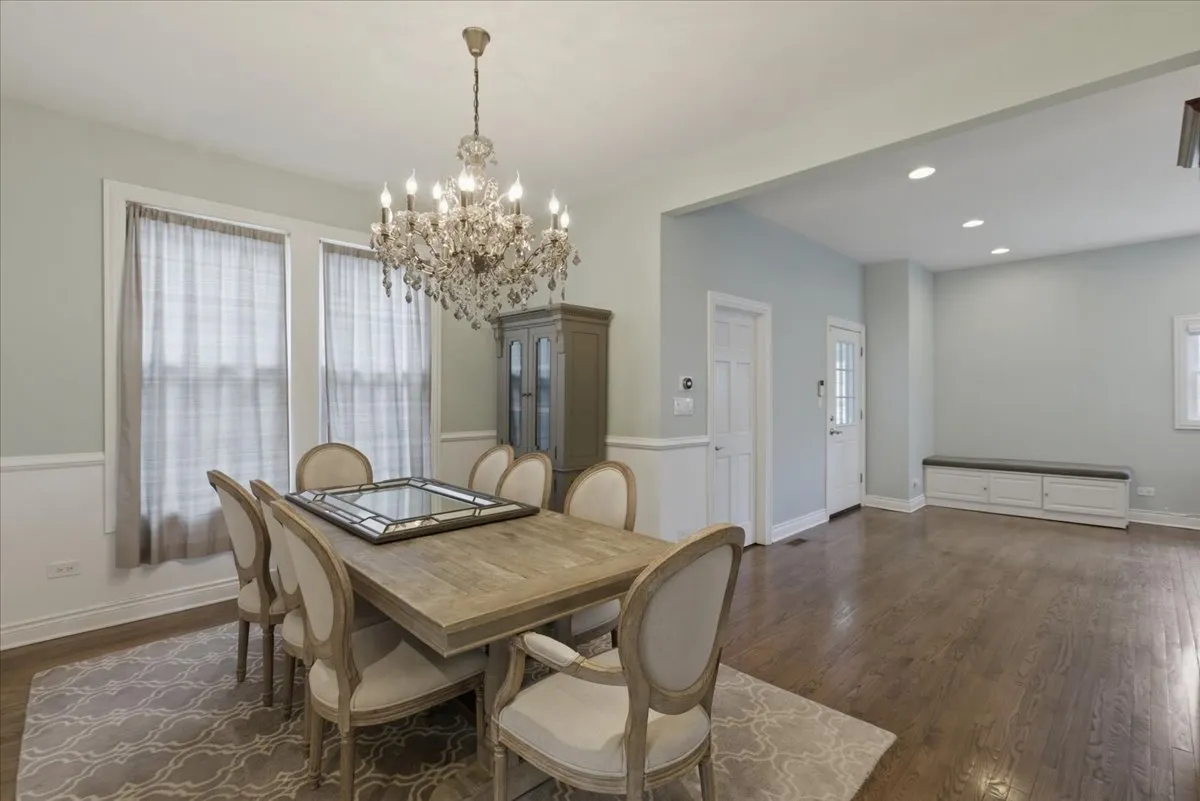 1828 W Berenice Ave, ,  60613, USA 60613-Chicago-IL