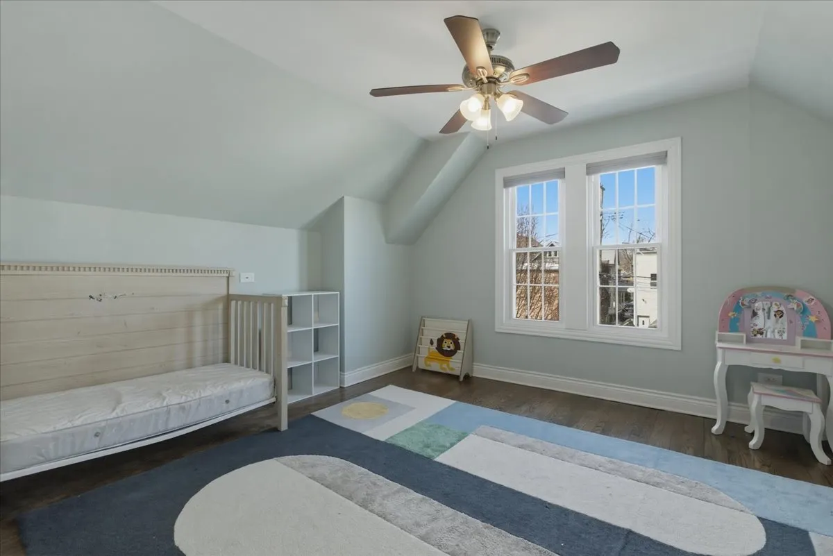 1828 W Berenice Ave, ,  60613, USA 60613-Chicago-IL
