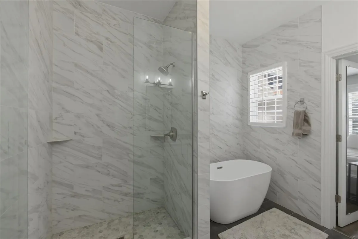 1828 W Berenice Ave, ,  60613, USA 60613-Chicago-IL