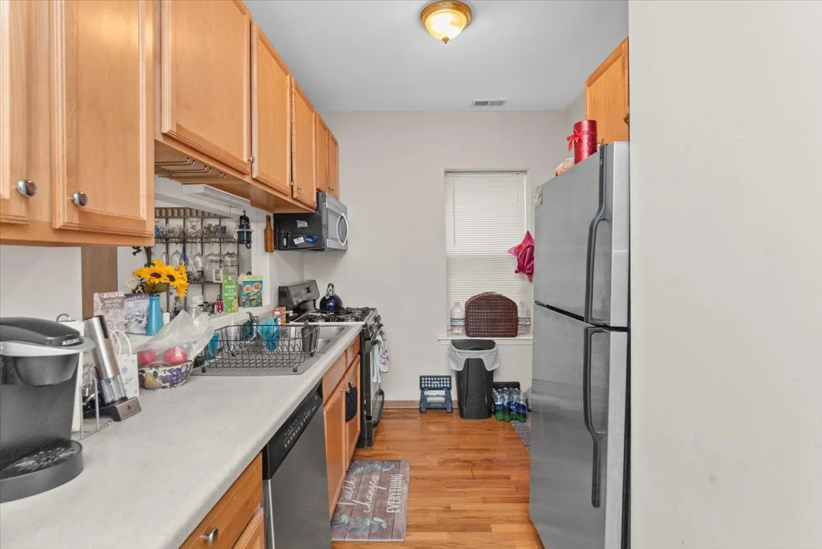 2307 E 70th Pl, , 60649, USA 60649-unit#214-Chicago-IL