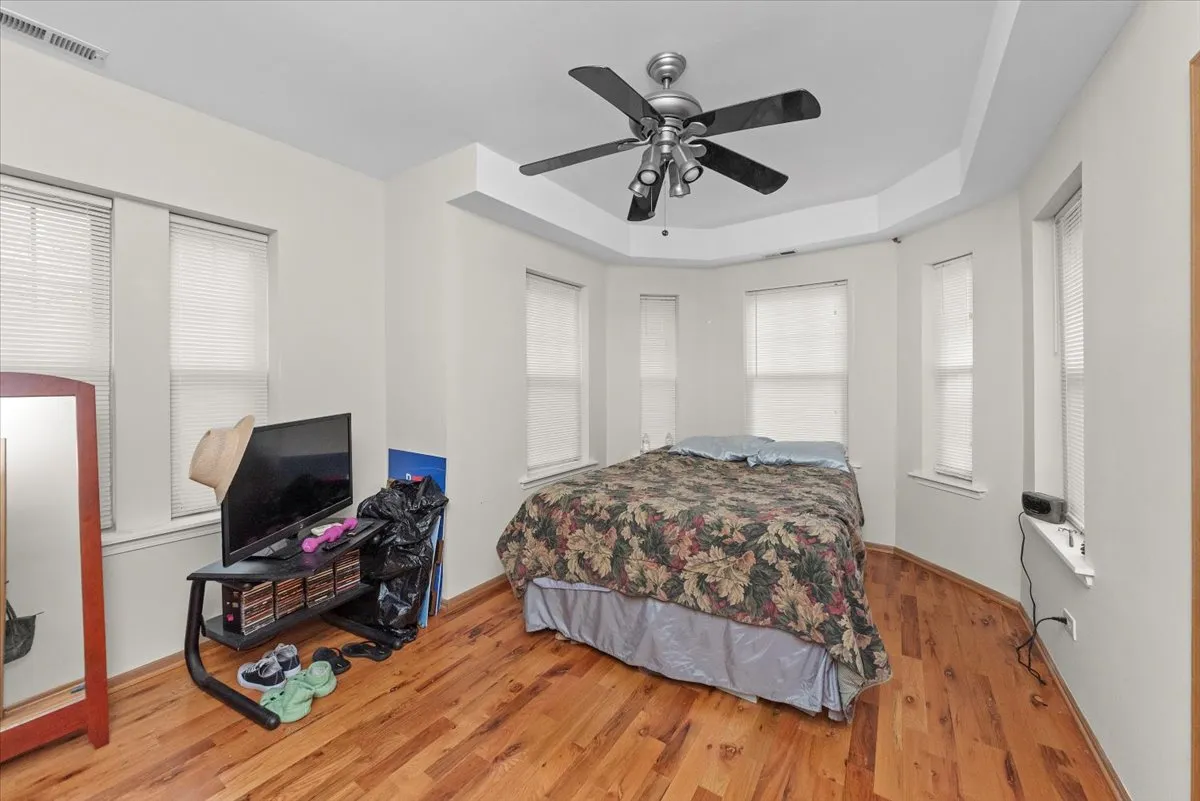2307 E 70th Pl, , 60649, USA 60649-unit#214-Chicago-IL