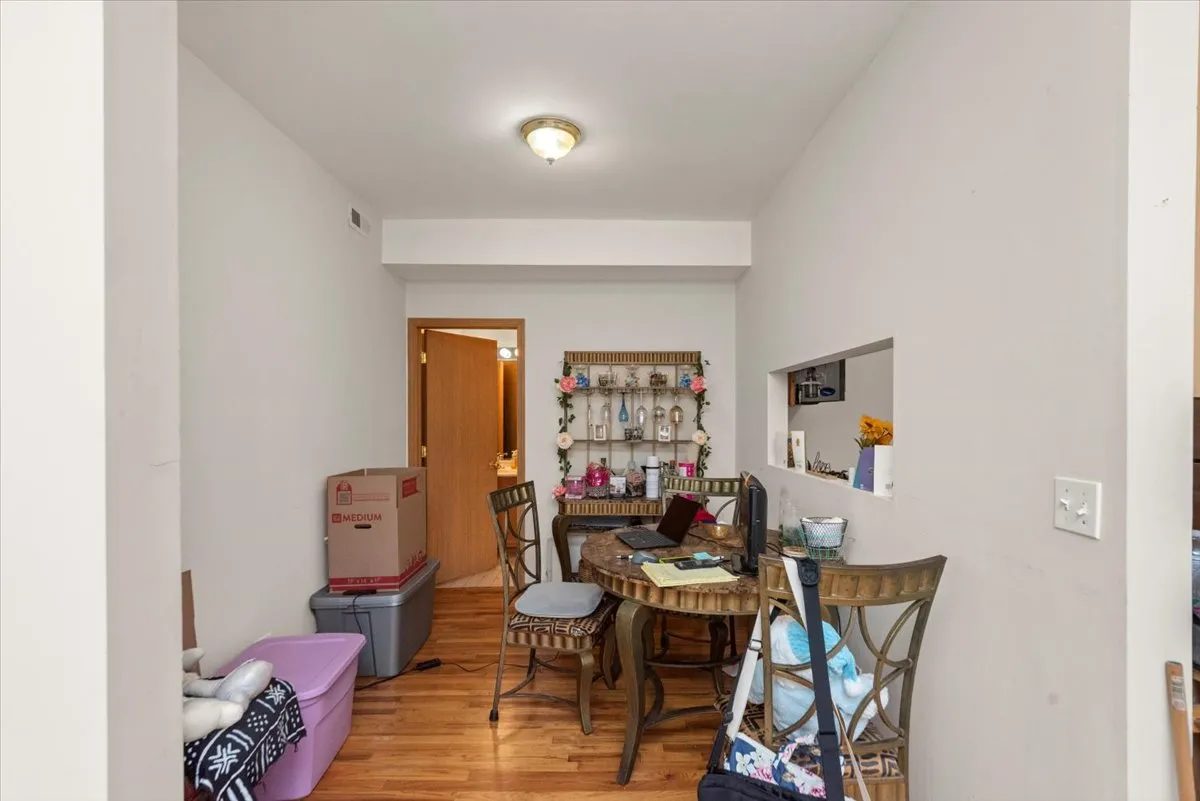 2307 E 70th Pl, , 60649, USA 60649-unit#214-Chicago-IL