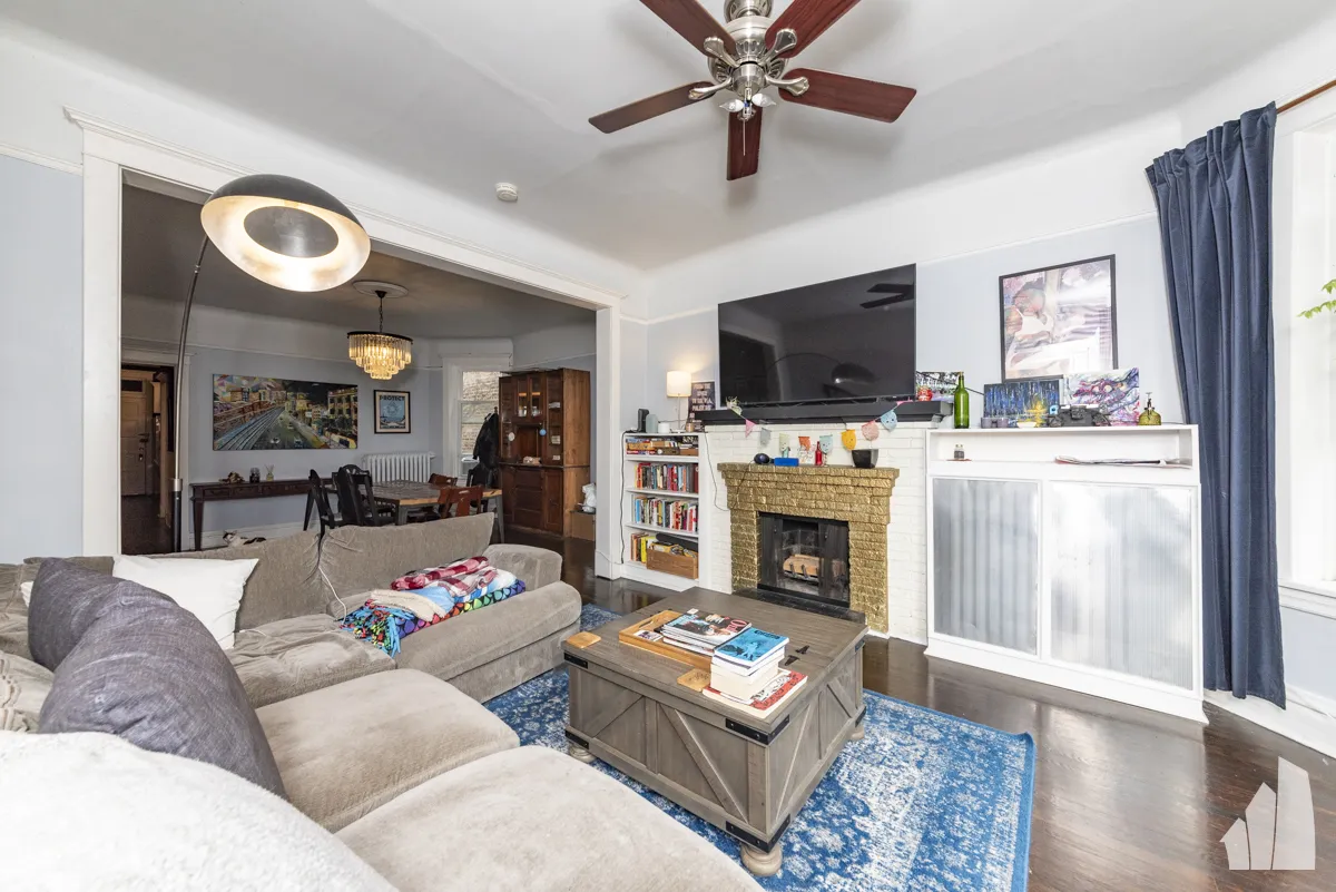 842 W Waveland Ave, , 60613, USA 60613-unit#2-Chicago-IL