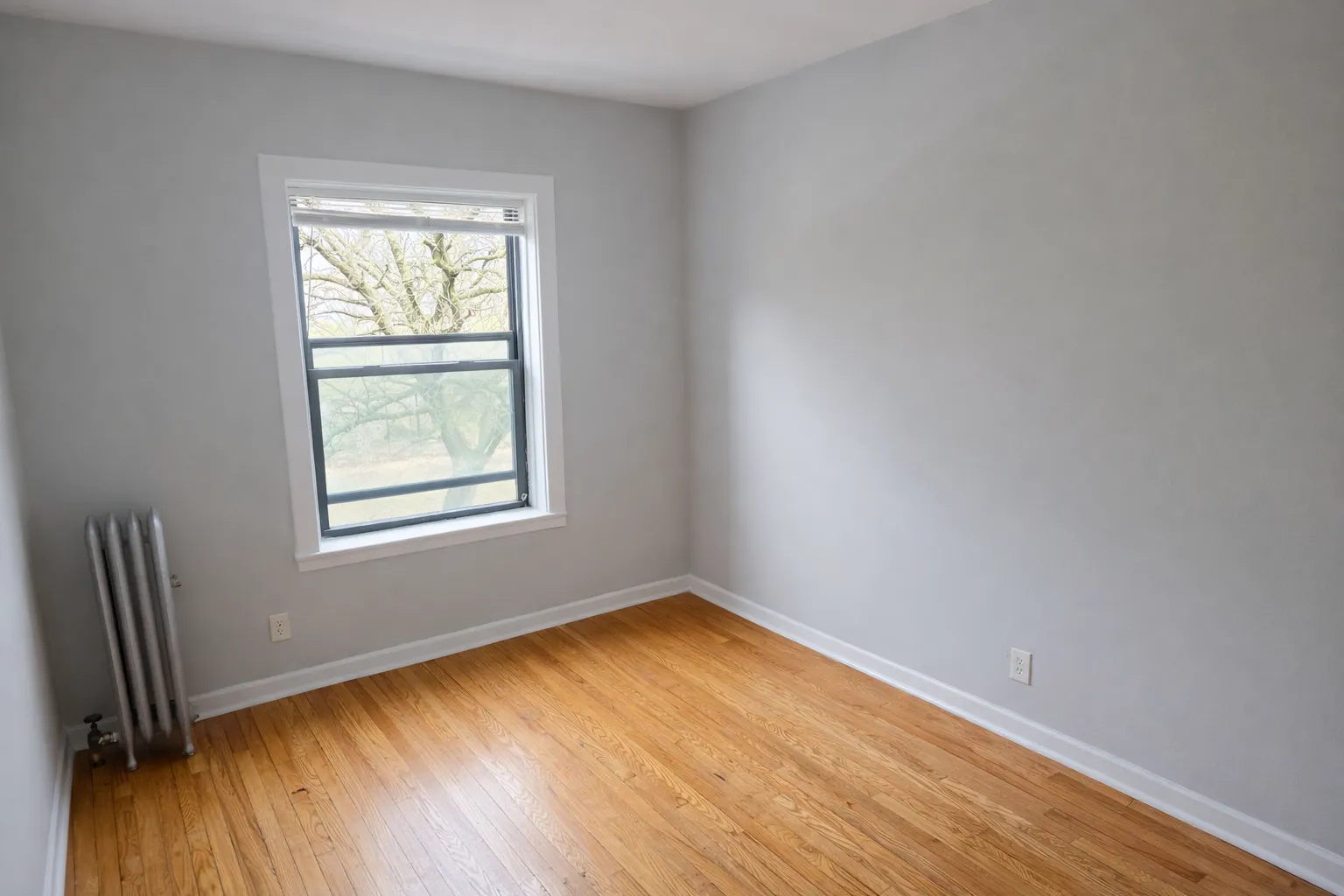 2125 E 67th St, ,  60649, USA 60649-unit#3E-Chicago-IL