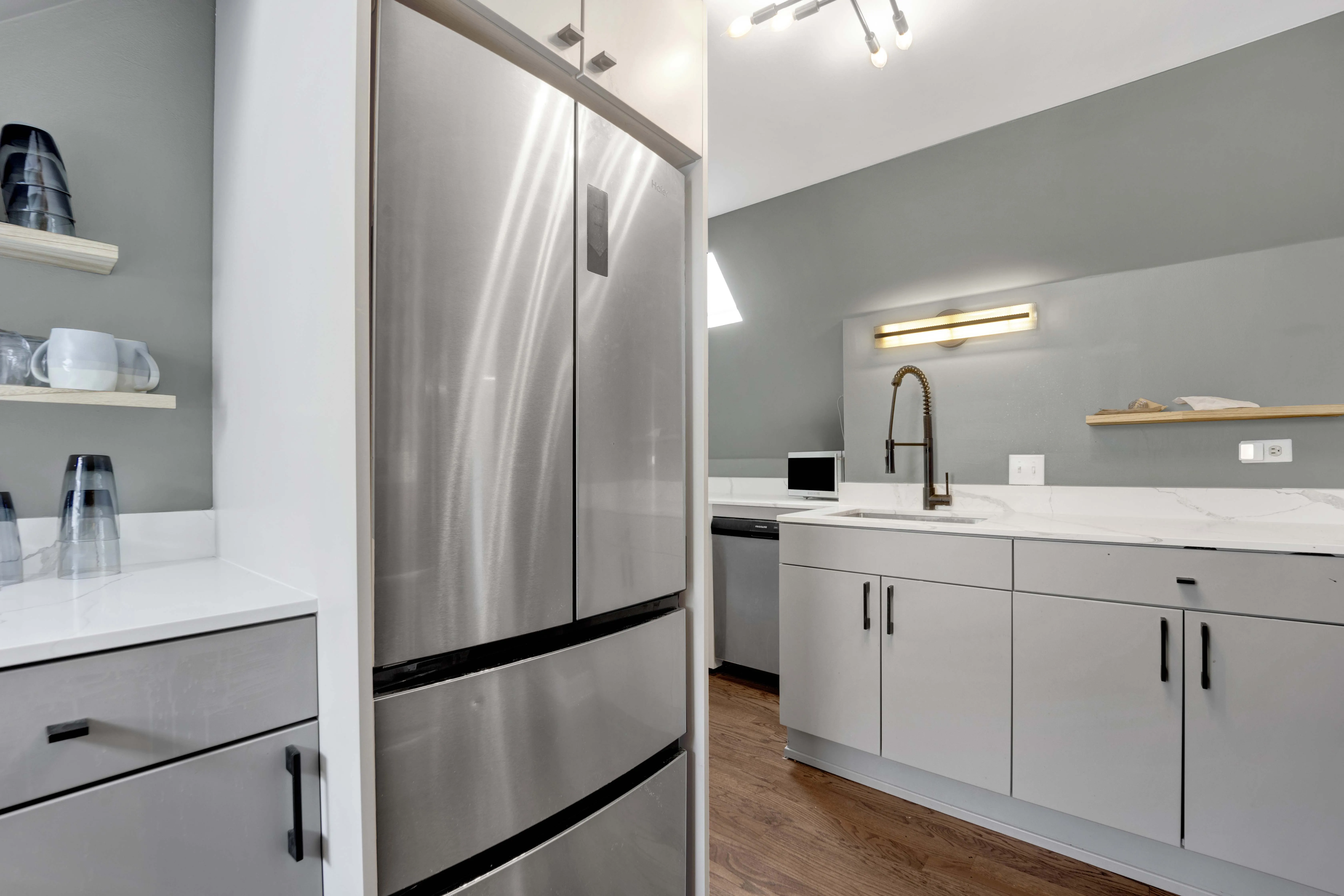 1625 W Hollywood Ave, , 60660, USA 60660-unit#3-Chicago-IL
