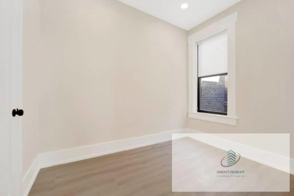 944 N Damen Ave, ,  60622, USA 60622-unit#2-F-Chicago-IL