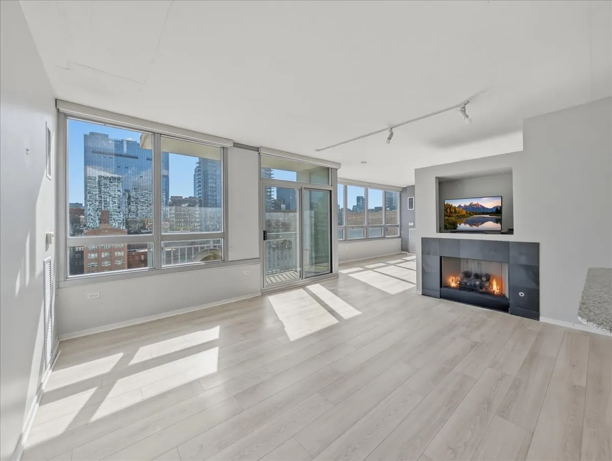 701 S Wells St, ,  60607, USA 60607-unit#1002-Chicago-IL