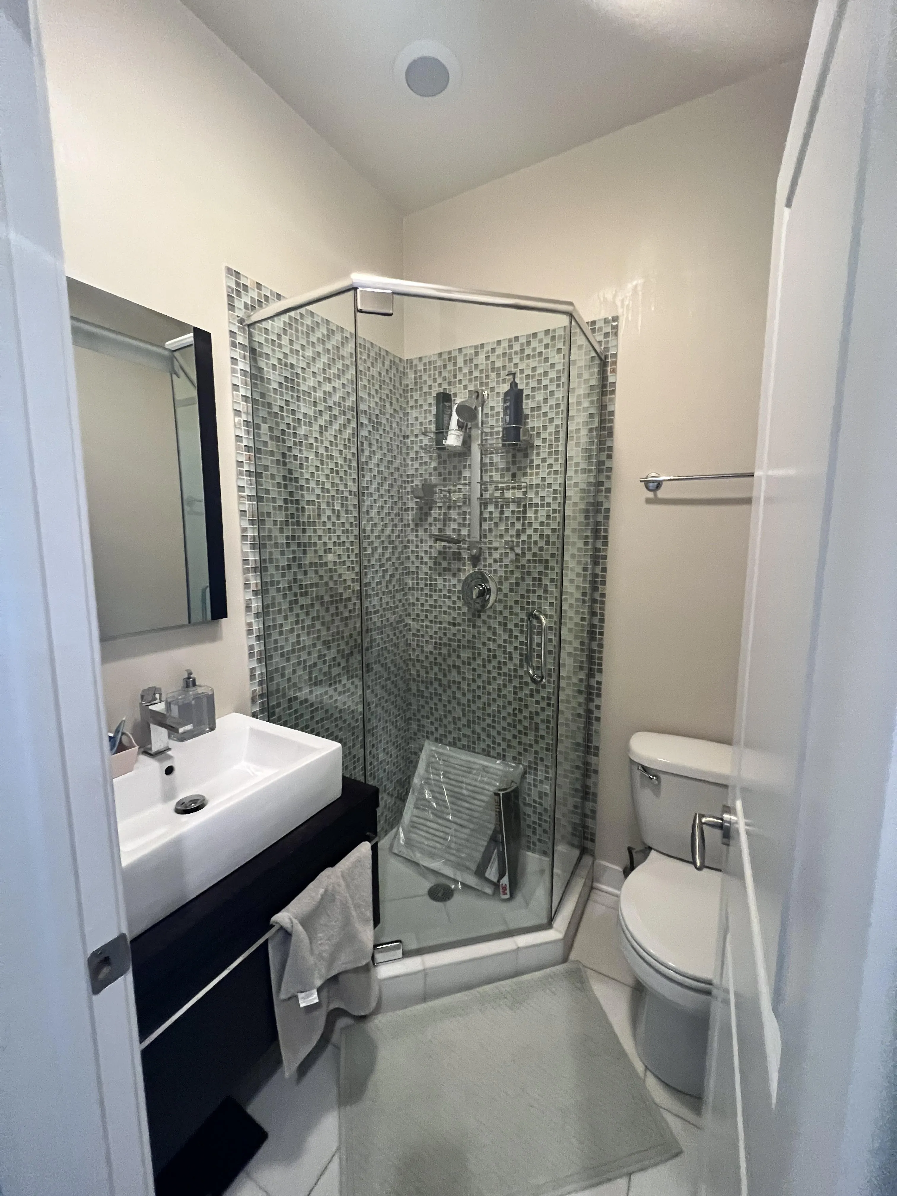 3322 W Eastwood Ave, ,  60625, USA 60625-unit#2-Chicago-IL