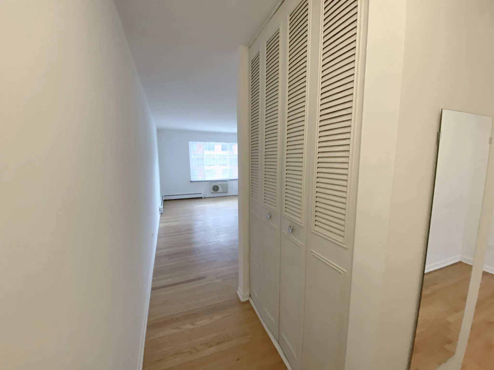 516 W Melrose St, , 60657, USA 60657-unit#401-Chicago-IL