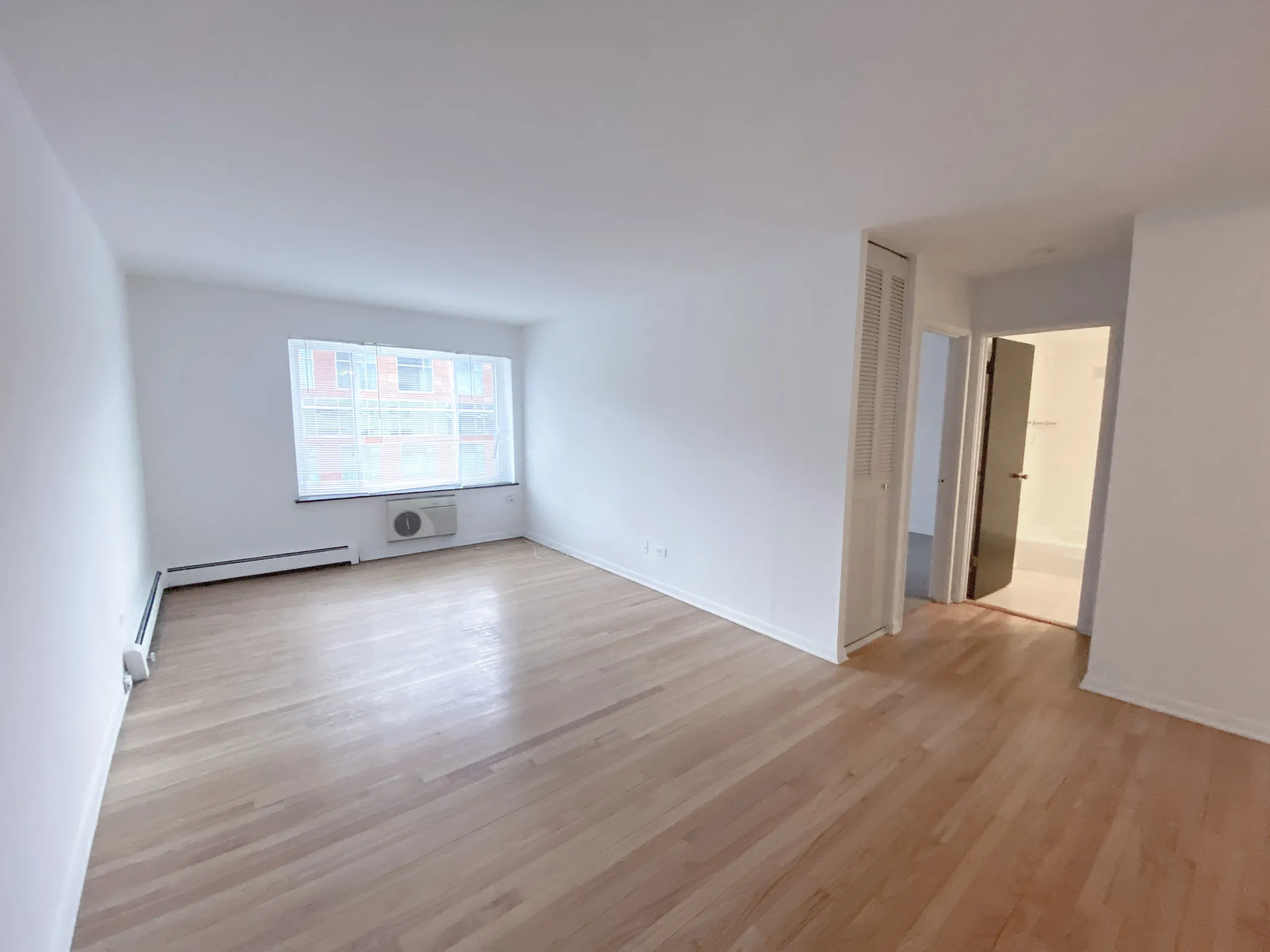 516 W Melrose St, , 60657, USA 60657-unit#401-Chicago-IL