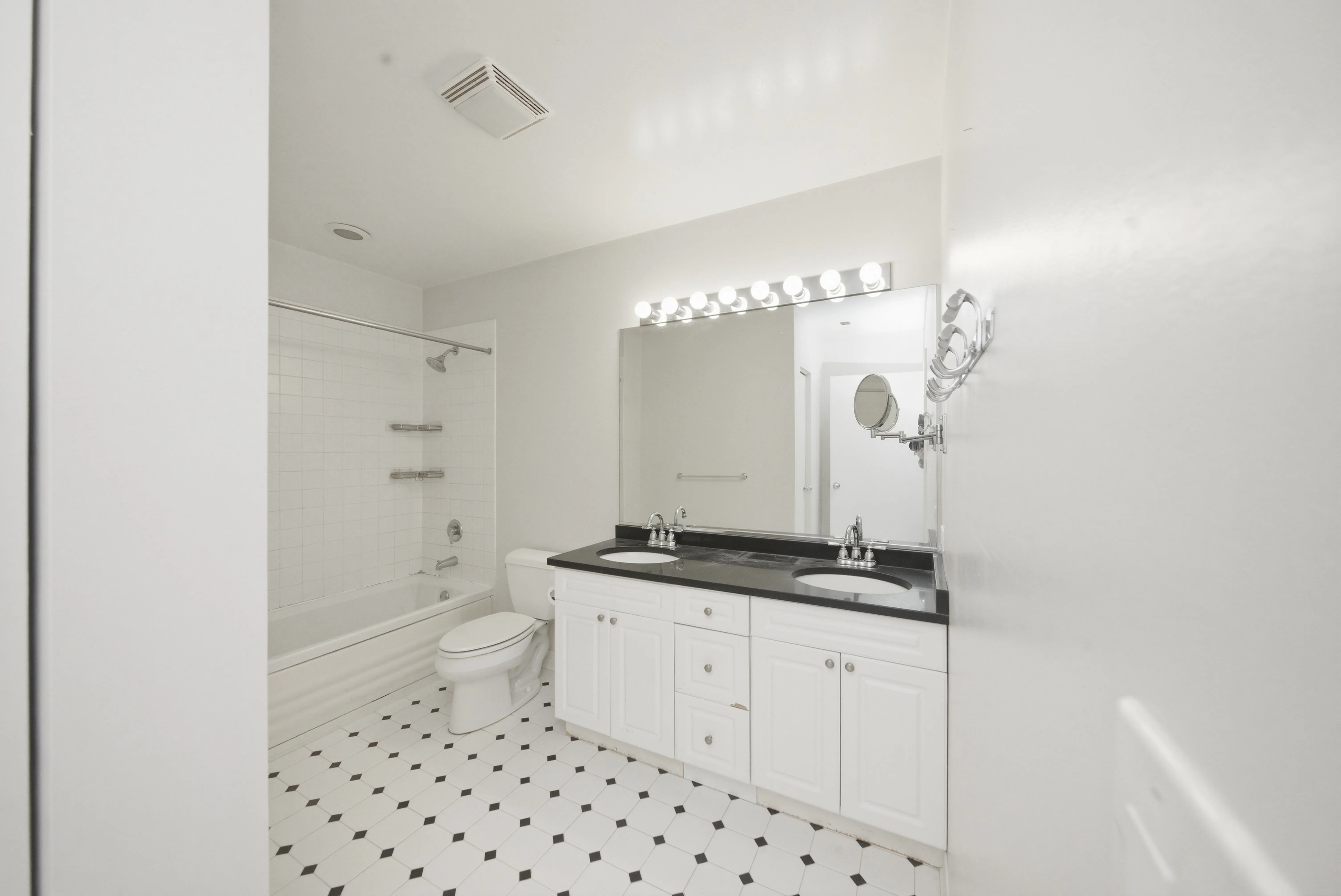 2860 N Orchard St, , 60657, USA 60657-unit#402-Chicago-IL