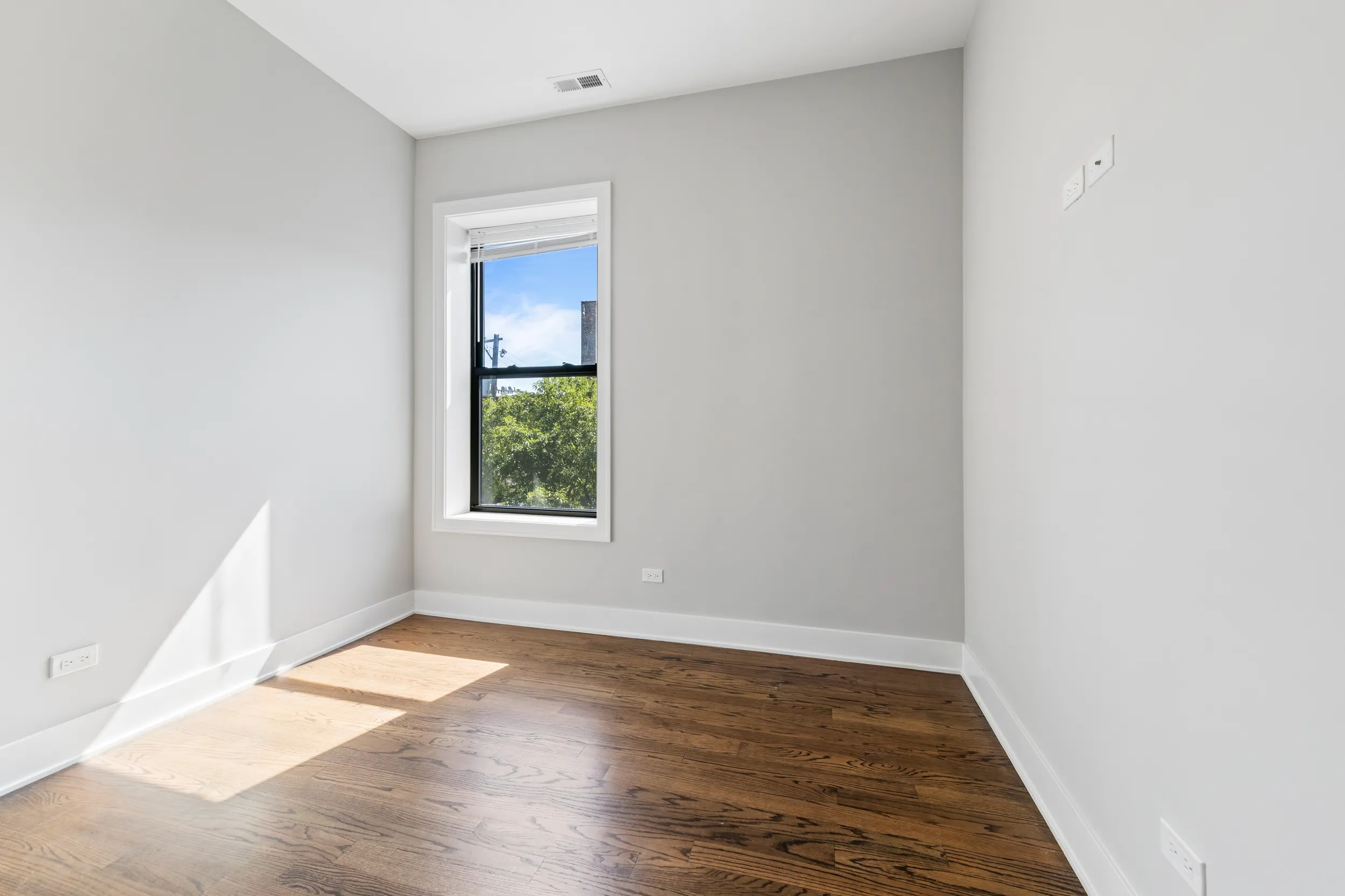 1472 W Summerdale Ave, ,  60640, USA 60640-unit#2RE-Chicago-IL
