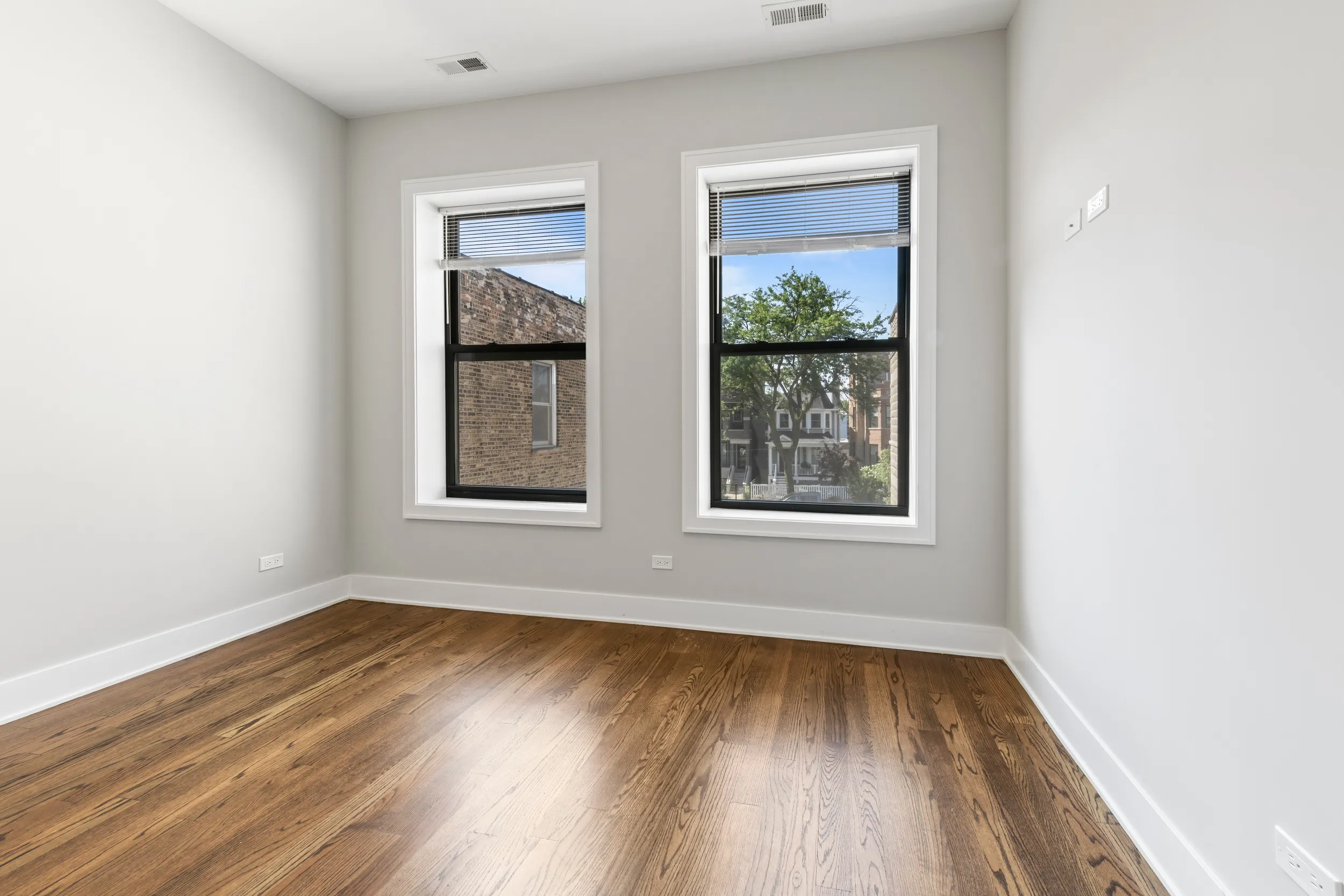 1472 W Summerdale Ave, ,  60640, USA 60640-unit#2RE-Chicago-IL