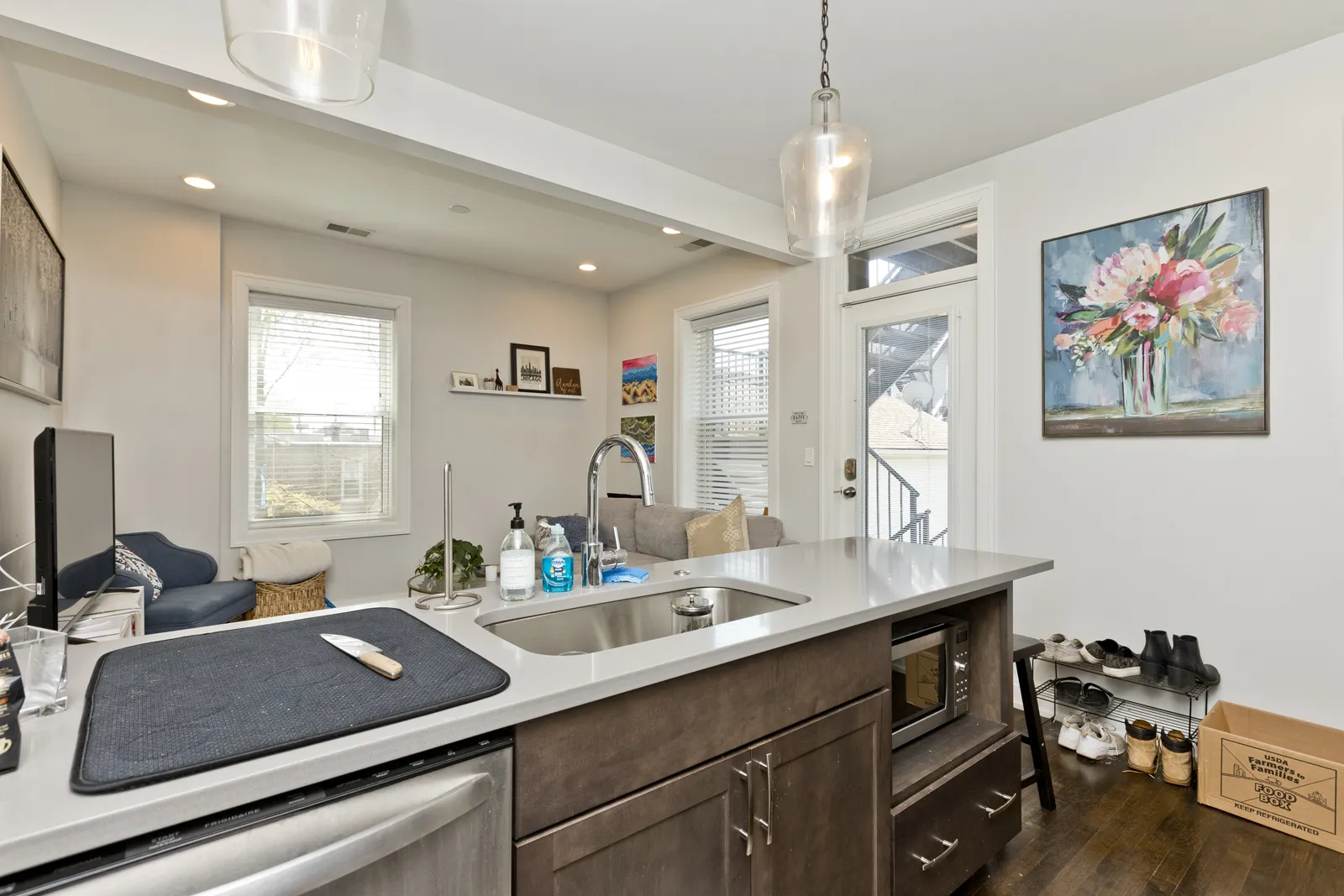 856 N Hermitage Ave, ,  60622, USA 60622-unit#2R-Chicago-IL